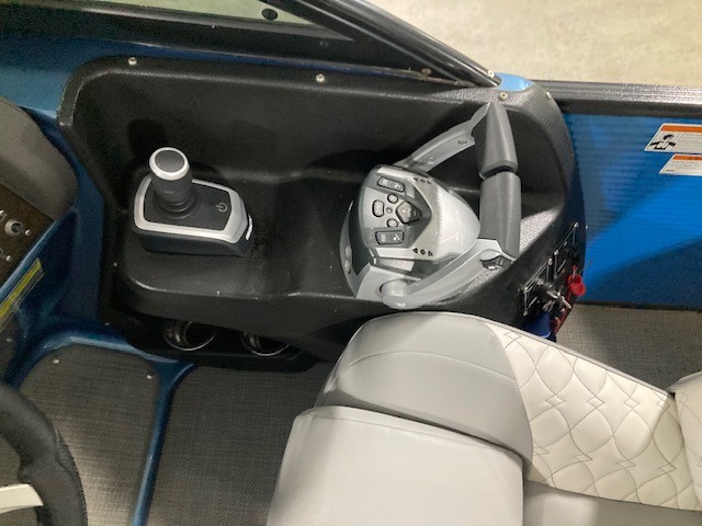 2019 Manitou RFXW Dual Engine - Photo 10