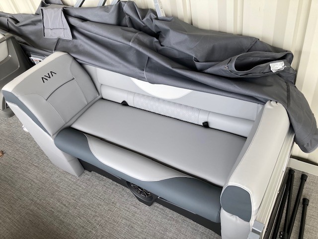 2025 Avalon 21 Venture 80 Quad Lounger - Photo 4