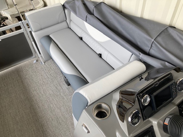 2025 Avalon 21 Venture 80 Quad Lounger - Photo 6