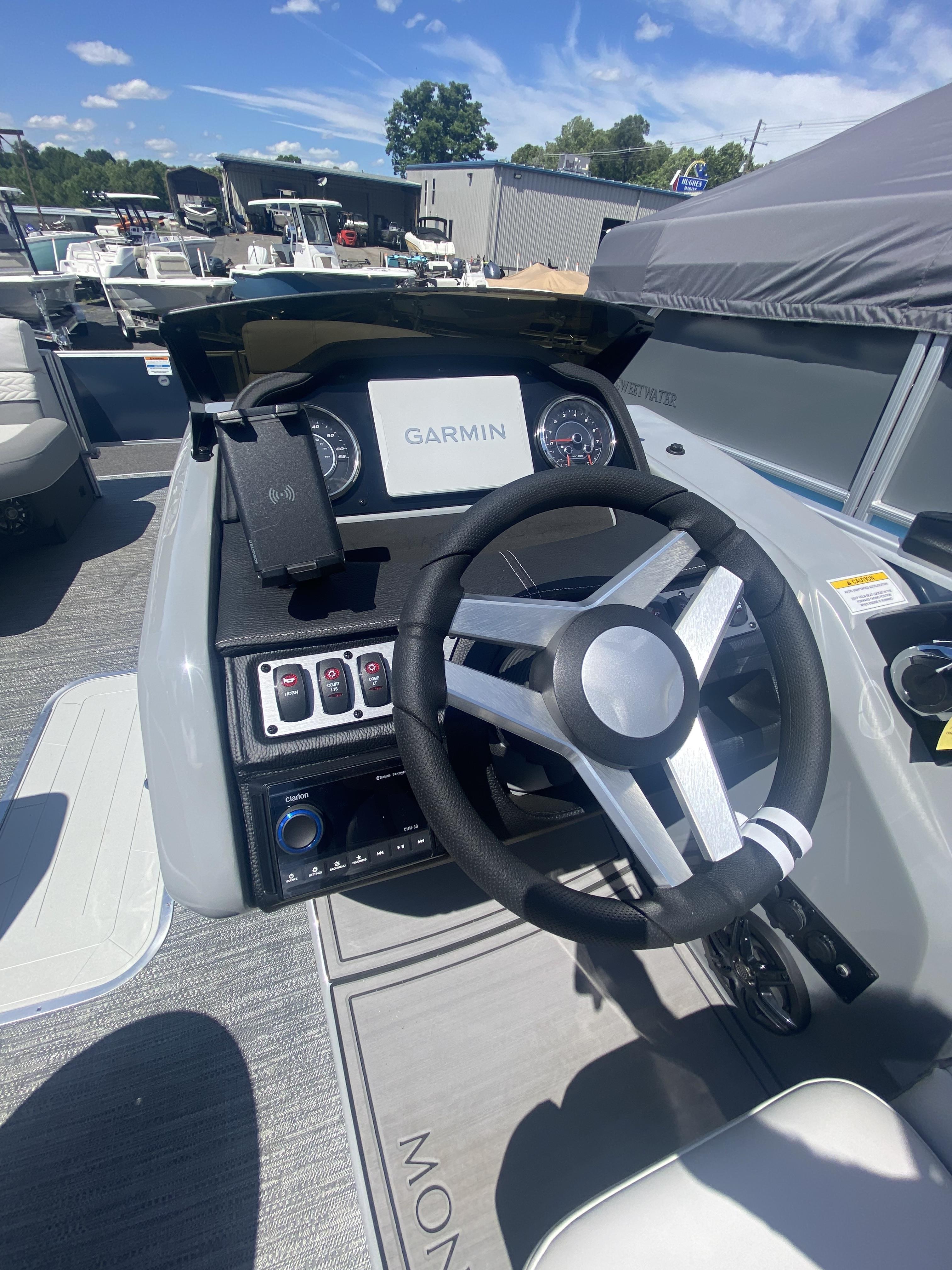 2025 Godfrey MC235 FS Tritoon - Photo 7