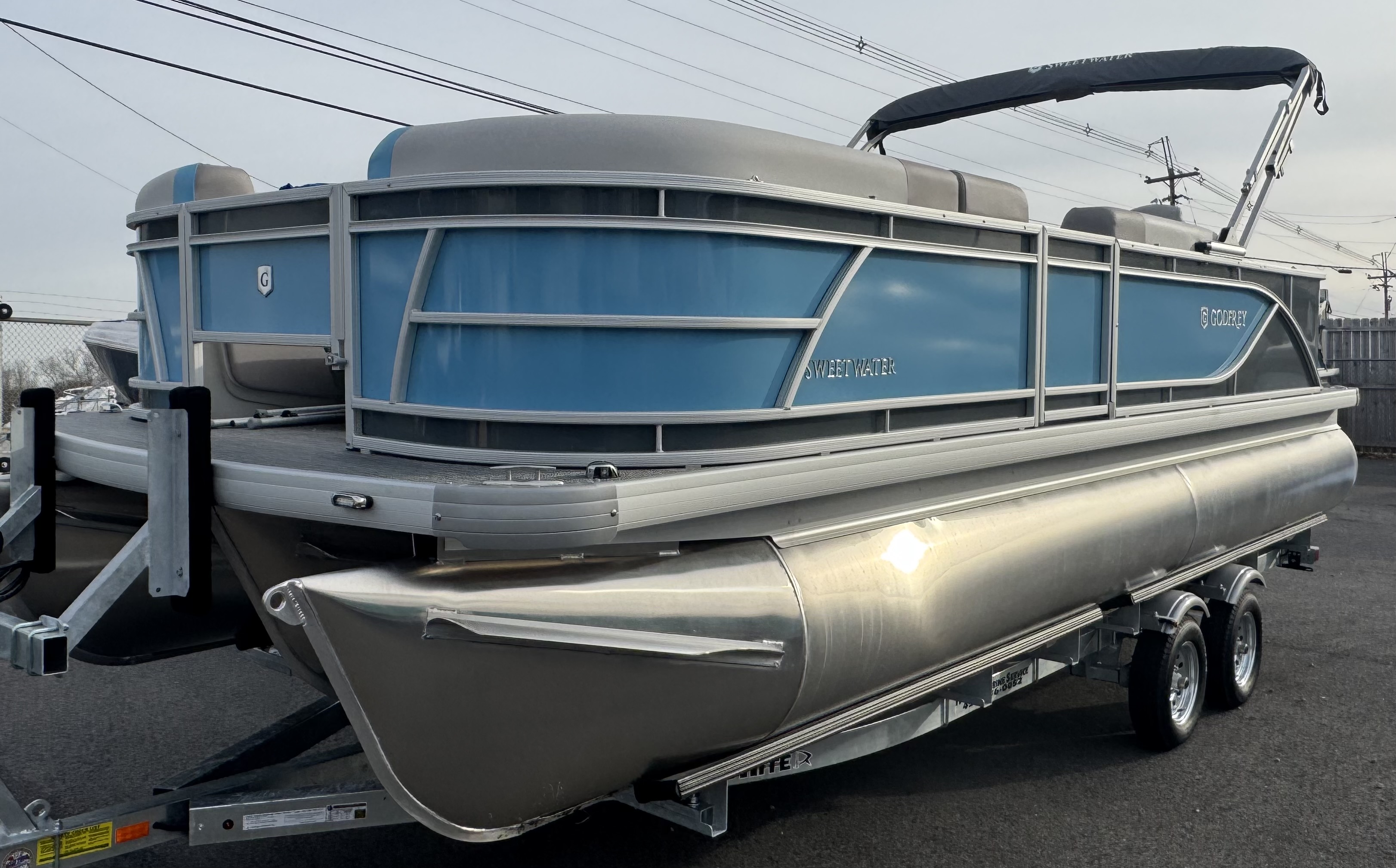 2025 Godfrey SW2286 FS Tritoon - Photo 5