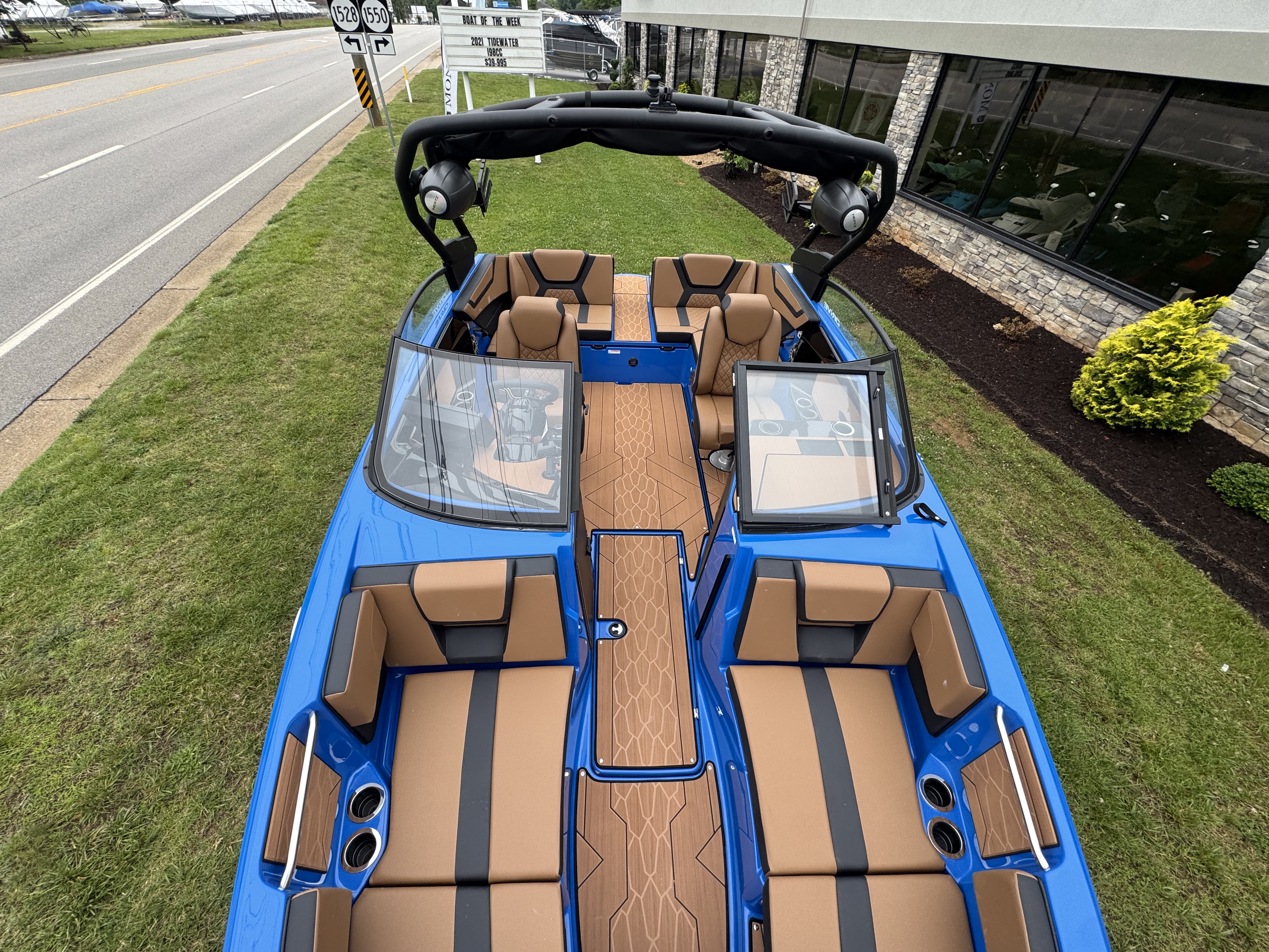 2025 Yamaha 222 XD - Photo 14