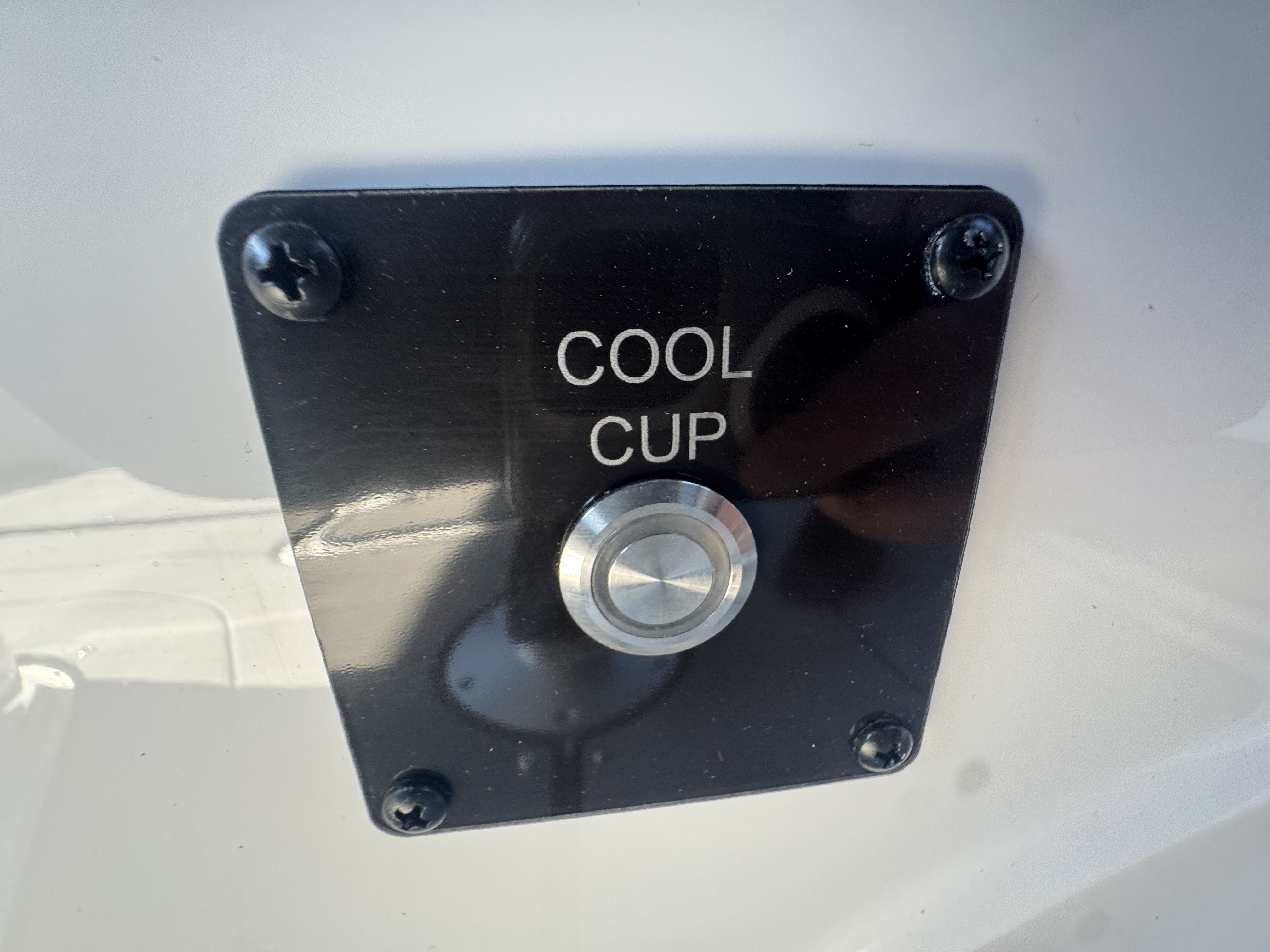 2025 Hurricane SunDeck SD 2600 OB - Photo 15