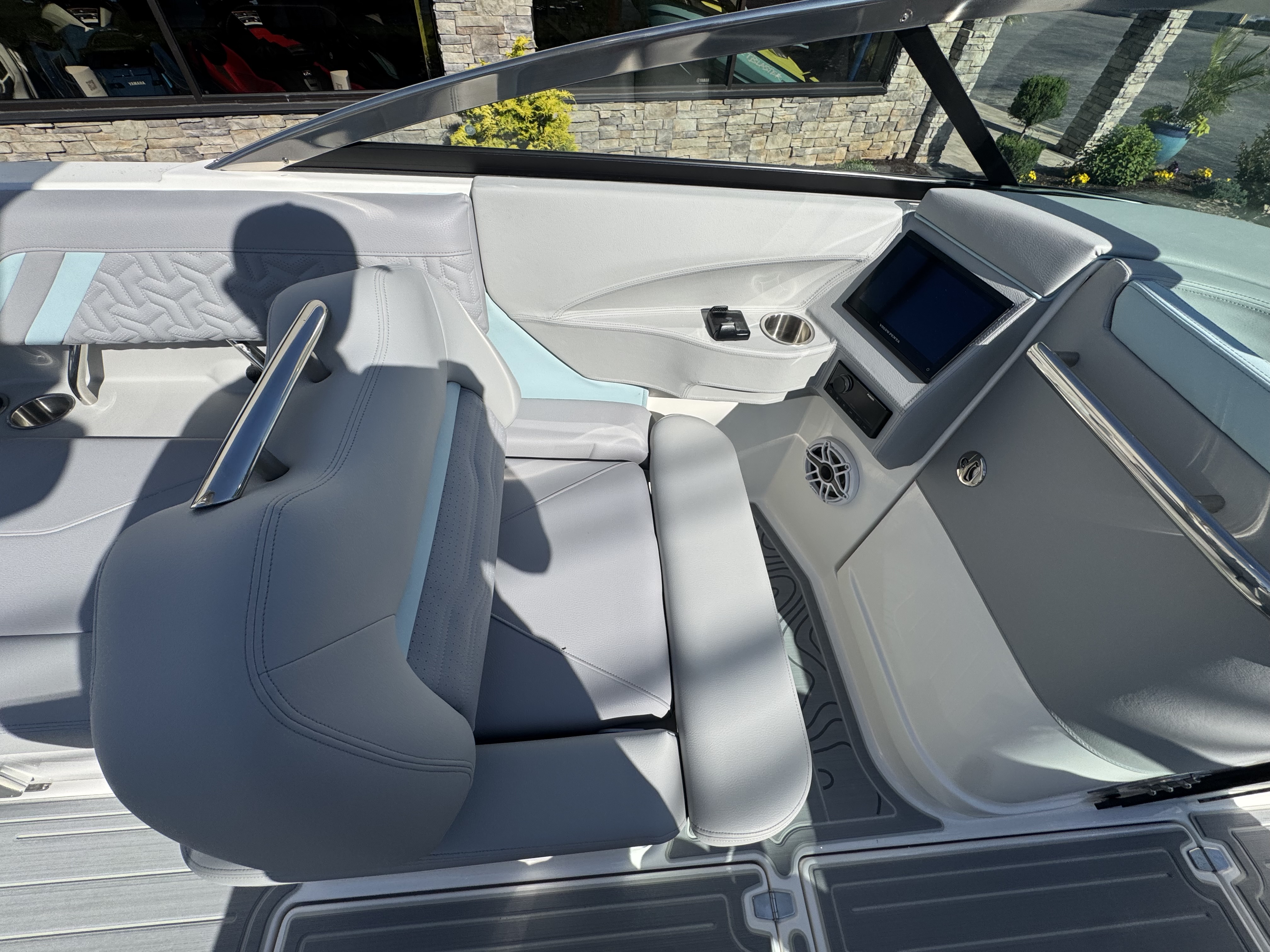 2025 Regal LS6 - Photo 12