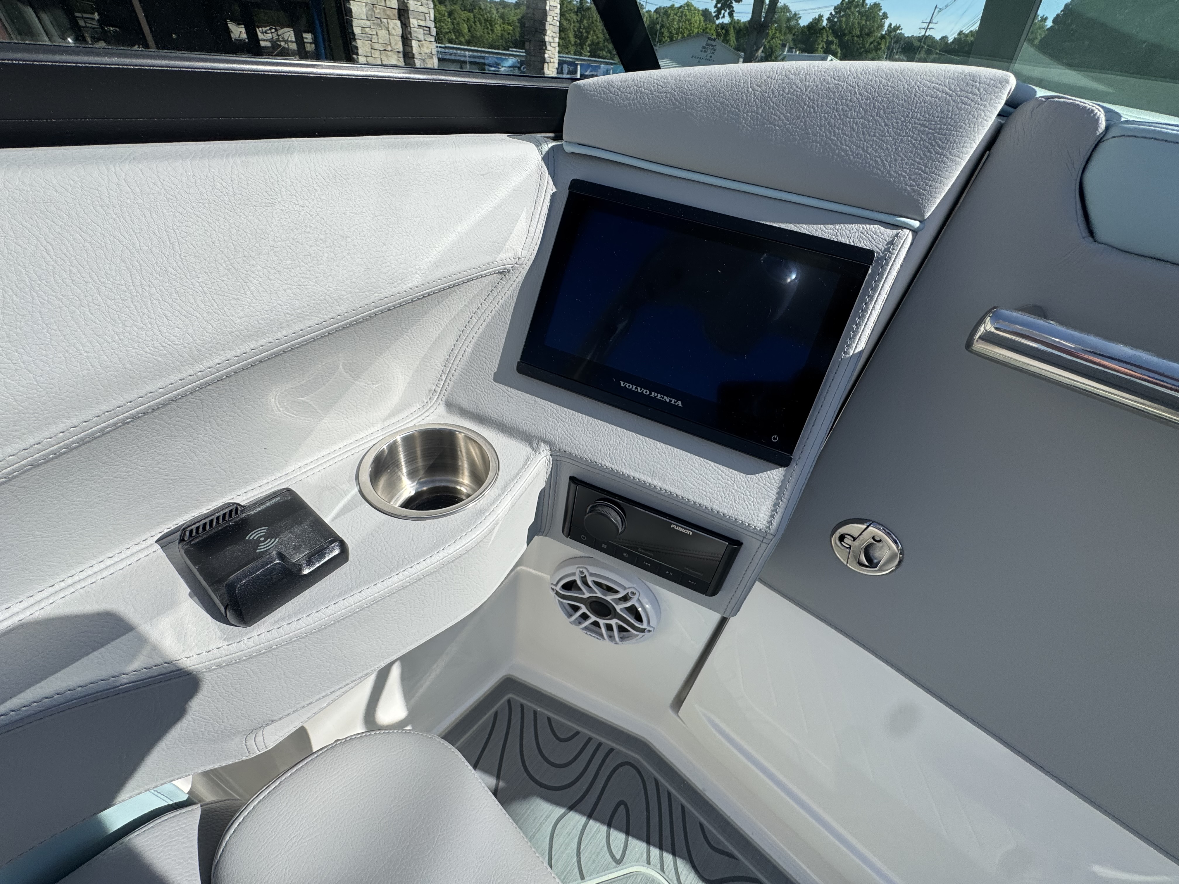 2025 Regal LS6 - Photo 13