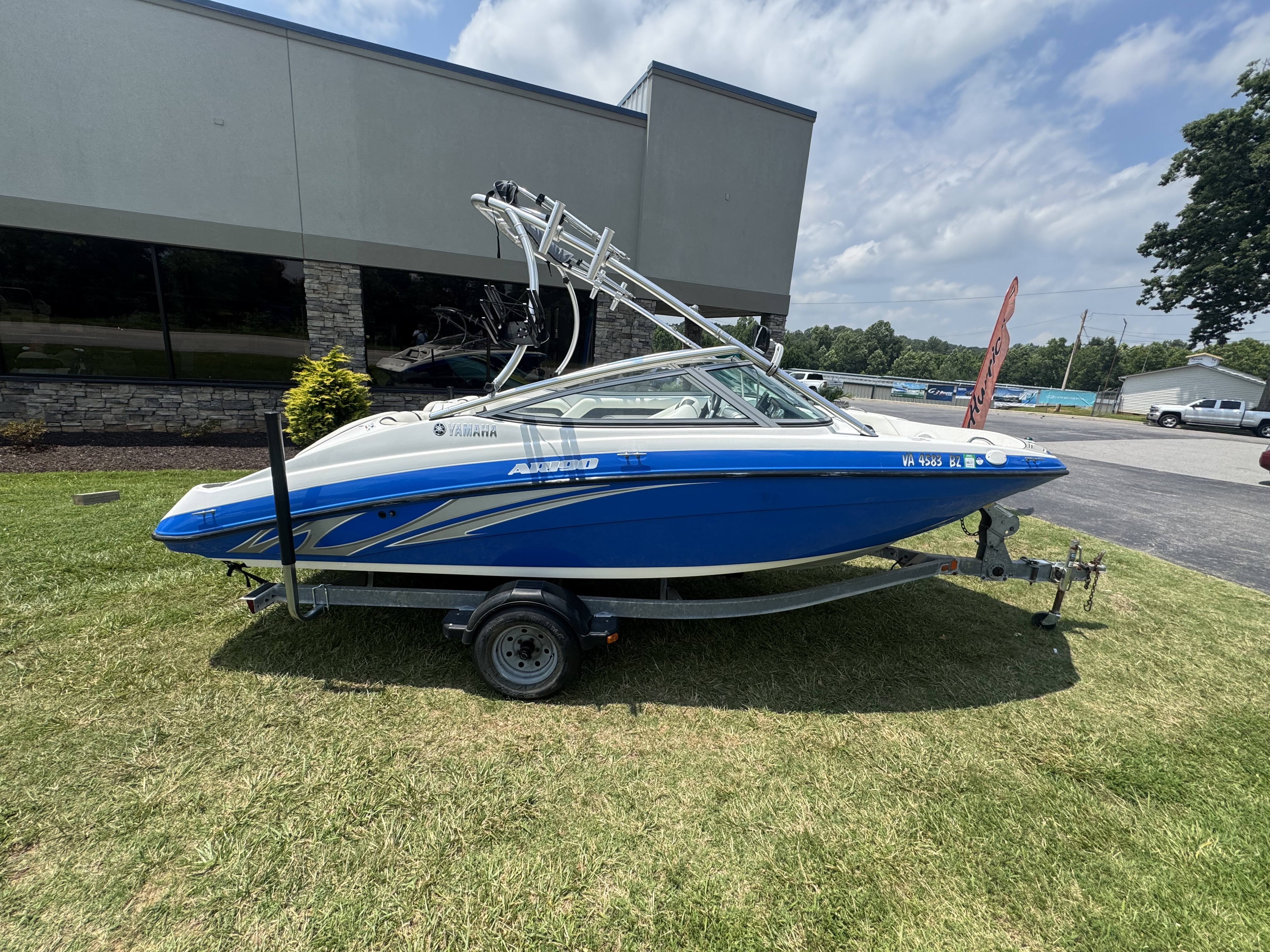 2015 Yamaha AR190