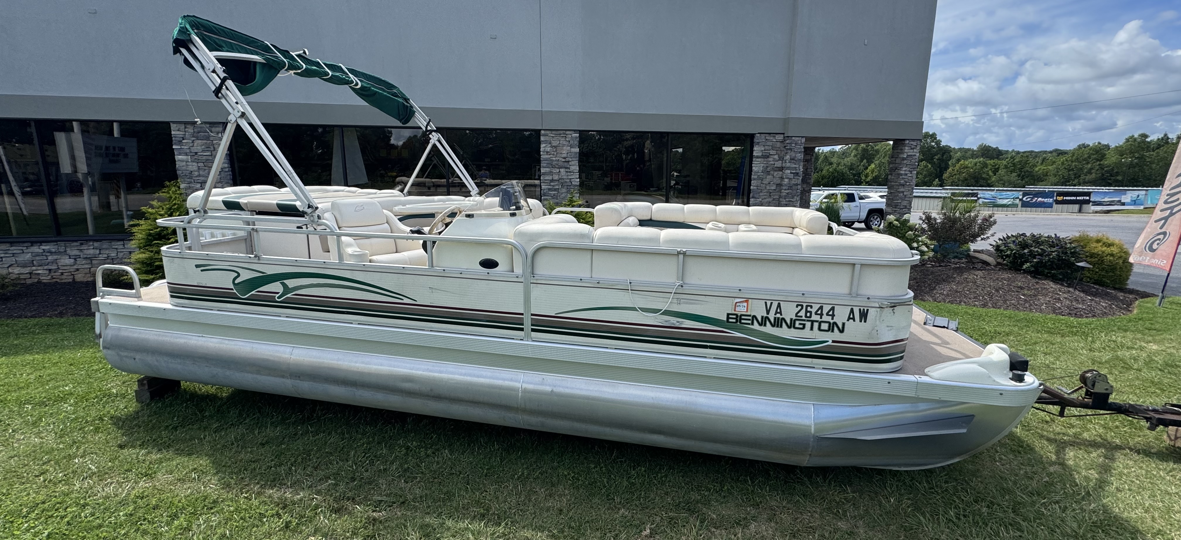 2001 Bennington 2275 LX