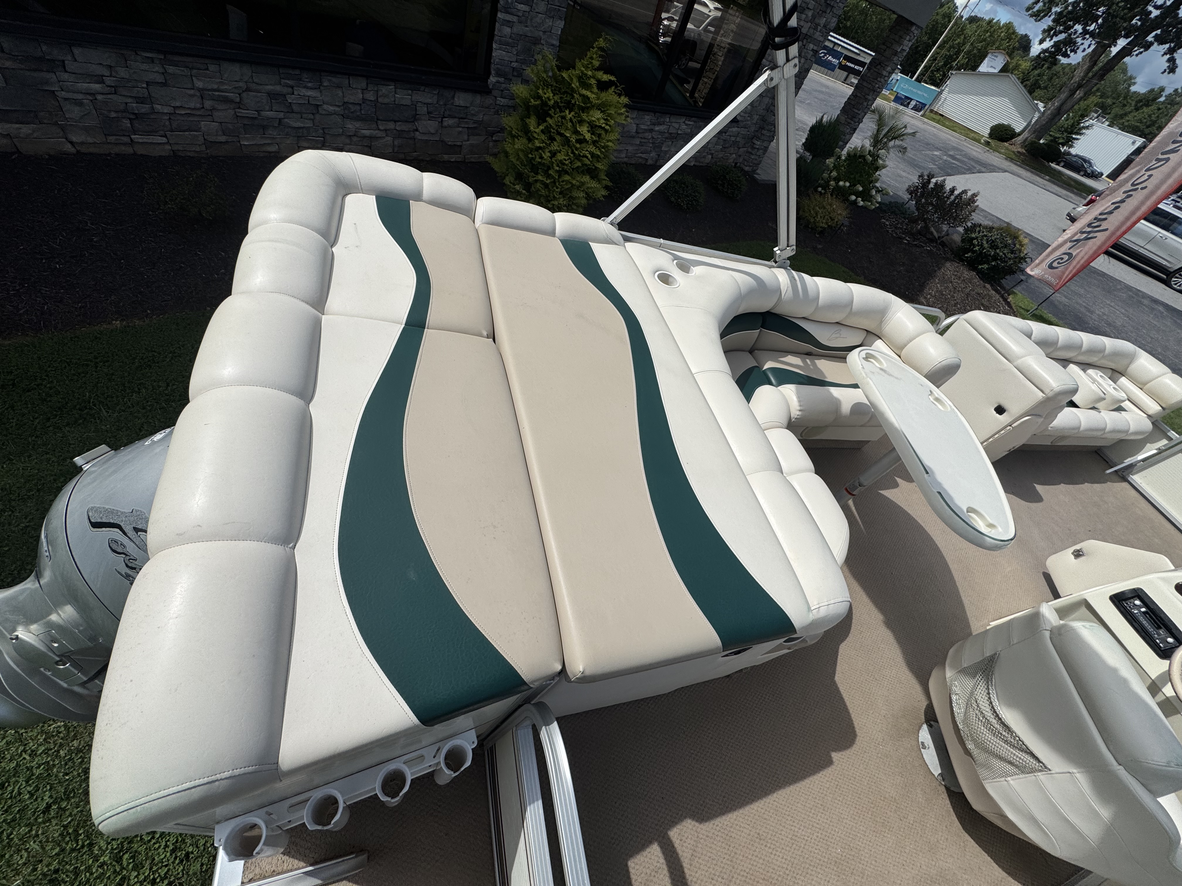 2001 Bennington 2275 LX - Photo 5