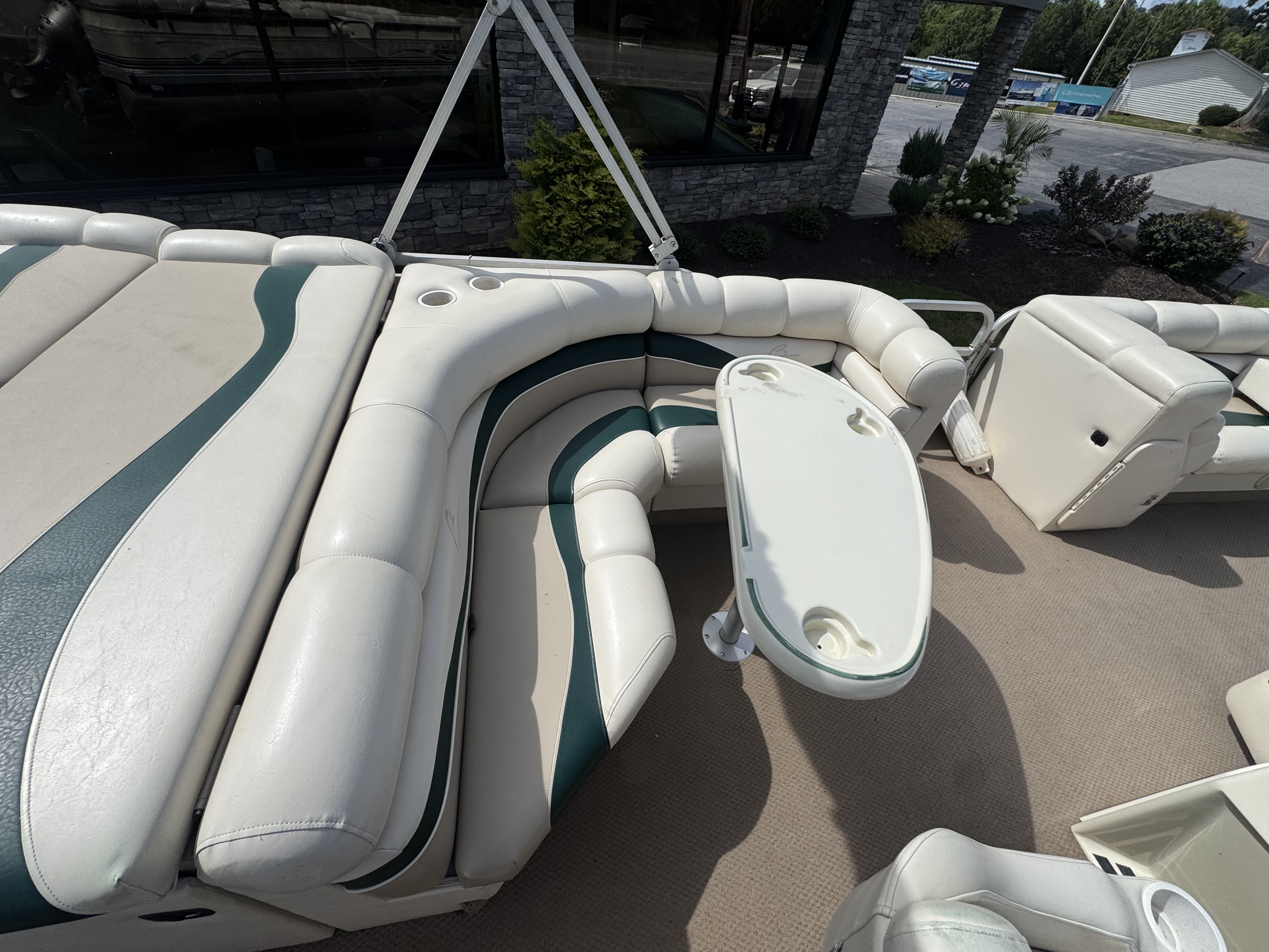 2001 Bennington 2275 LX - Photo 6
