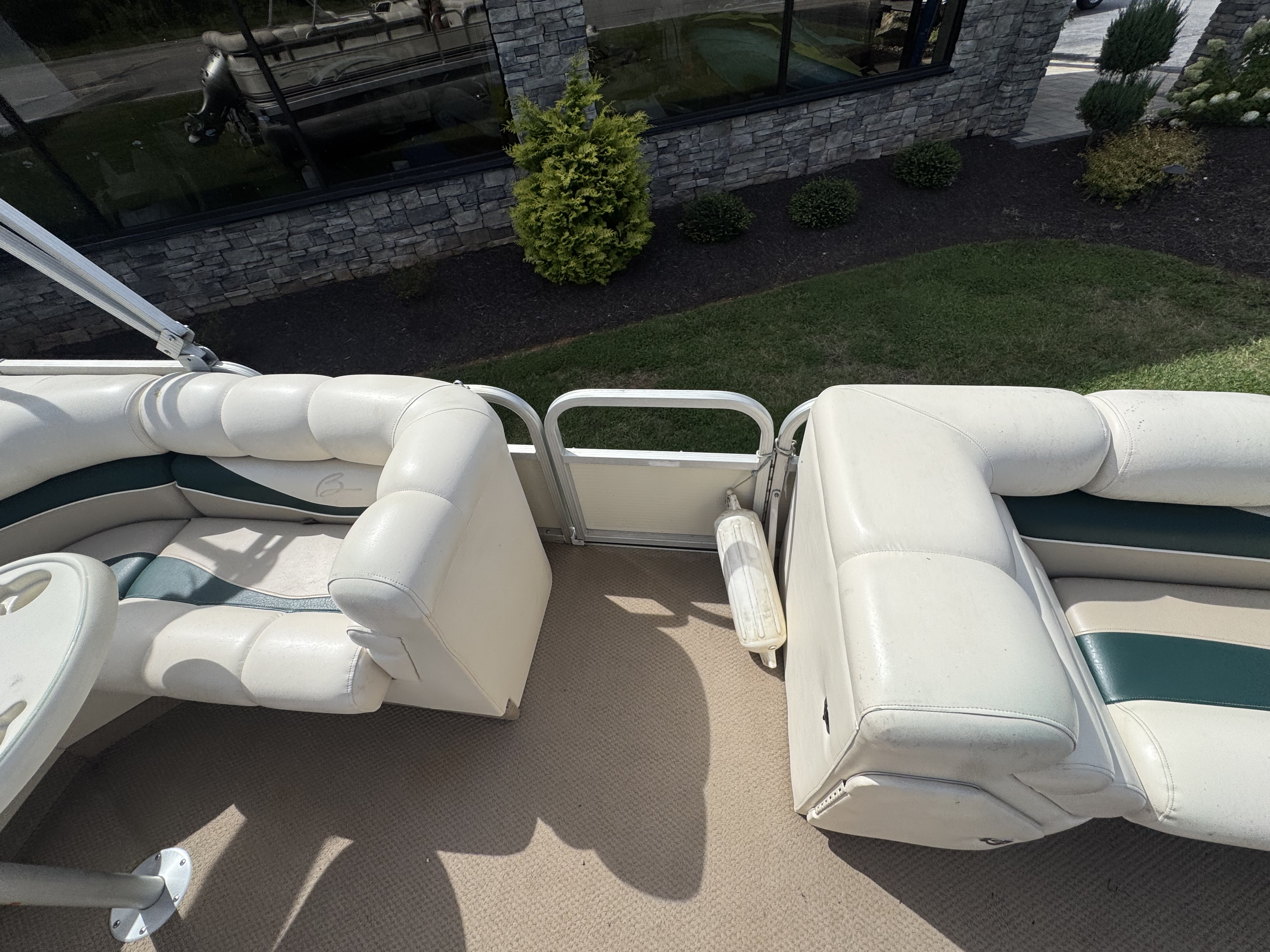 2001 Bennington 2275 LX - Photo 11