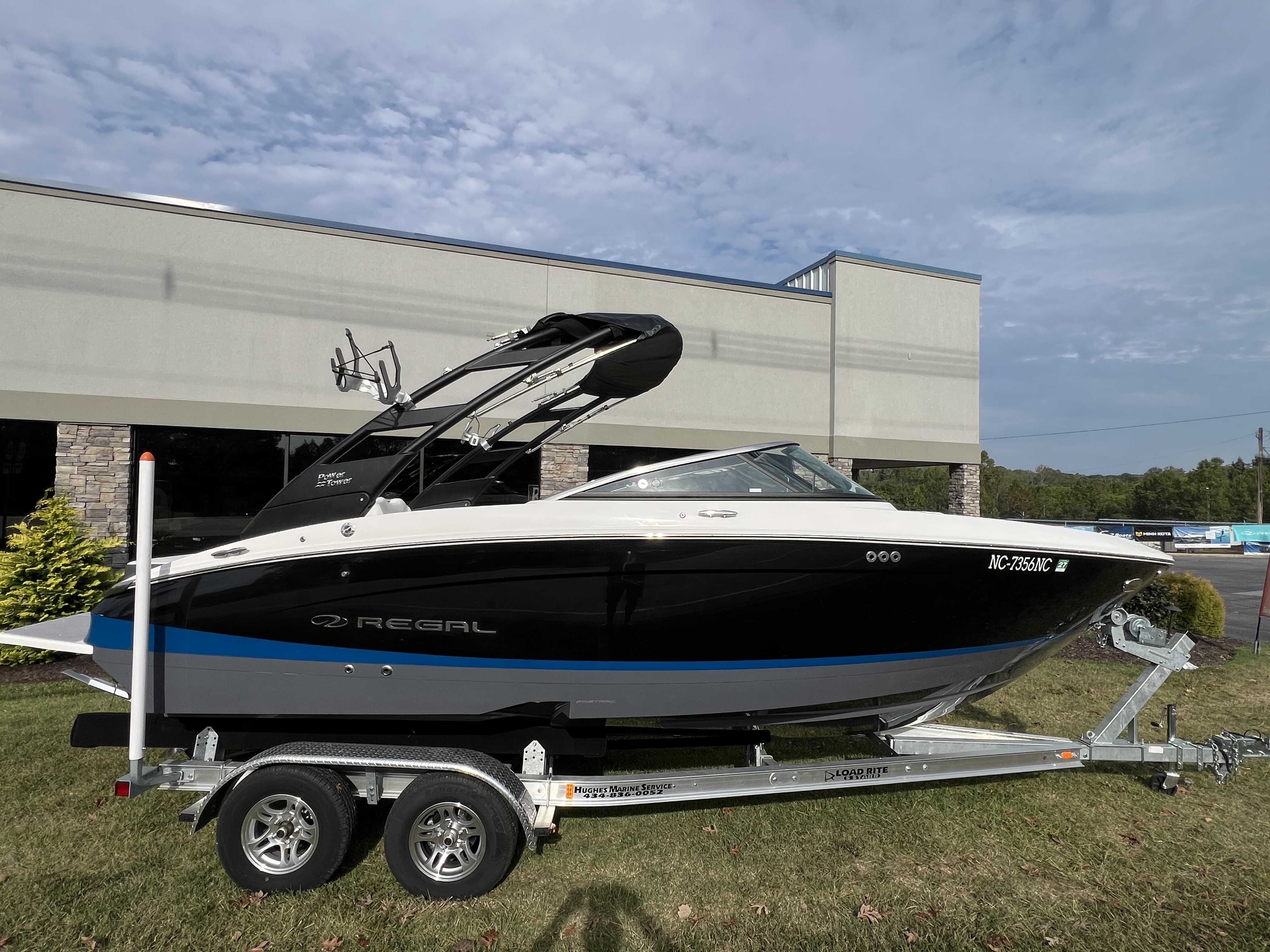 2023 Regal Regal LS4 Surf