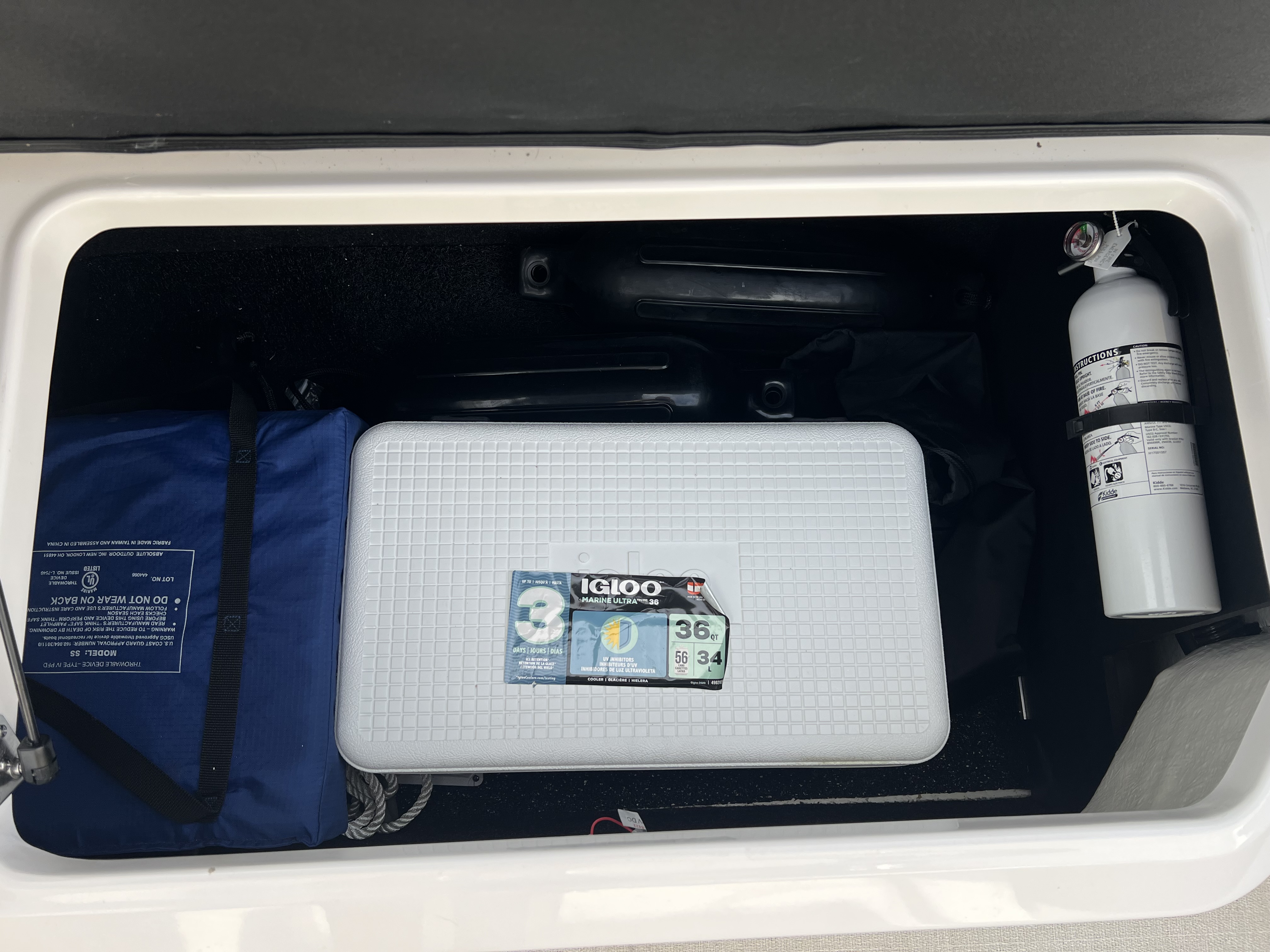 2023 Regal Regal LS4 Surf - Photo 12