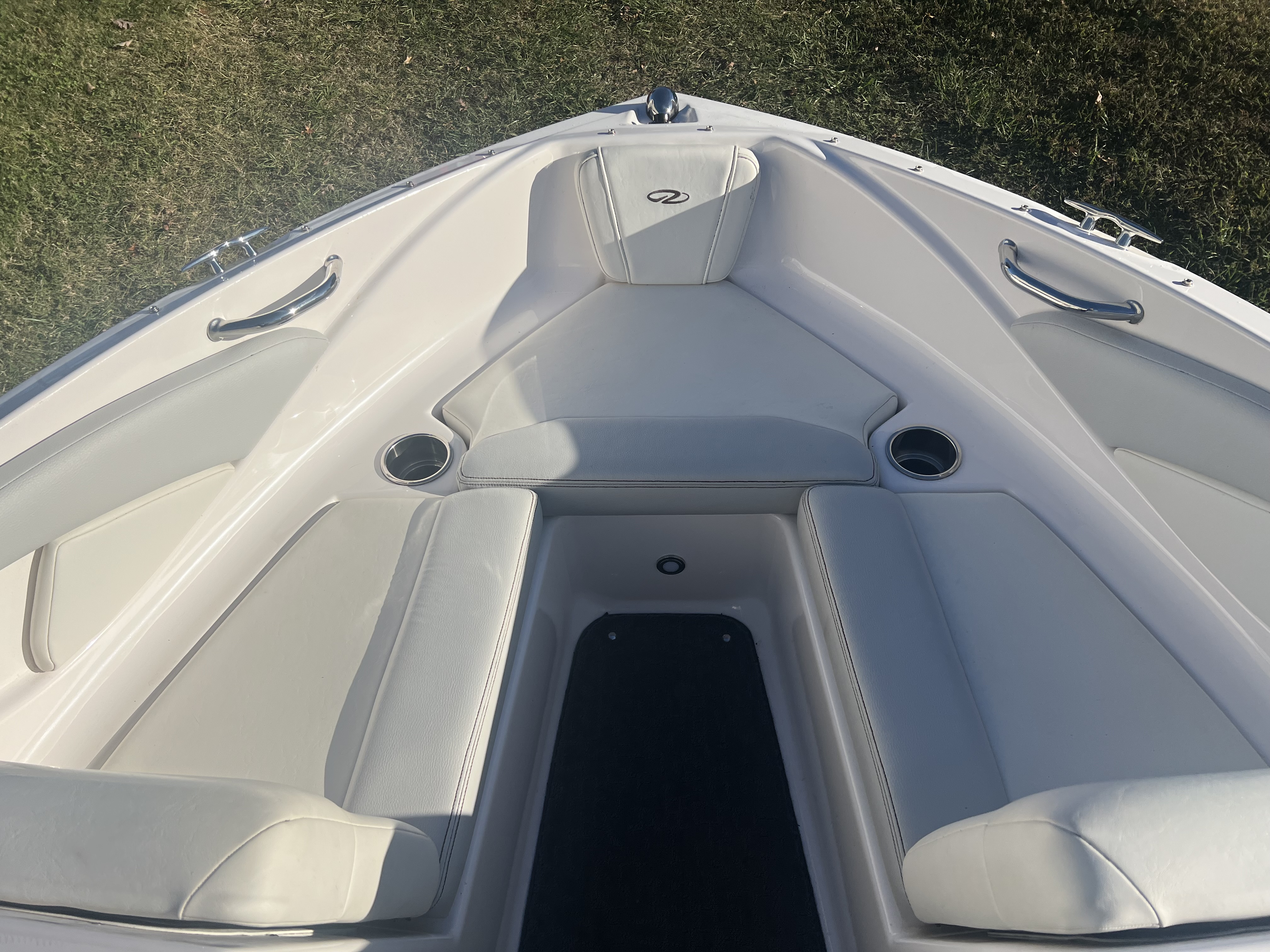 2014 Regal Bowrider 1900 - Photo 13