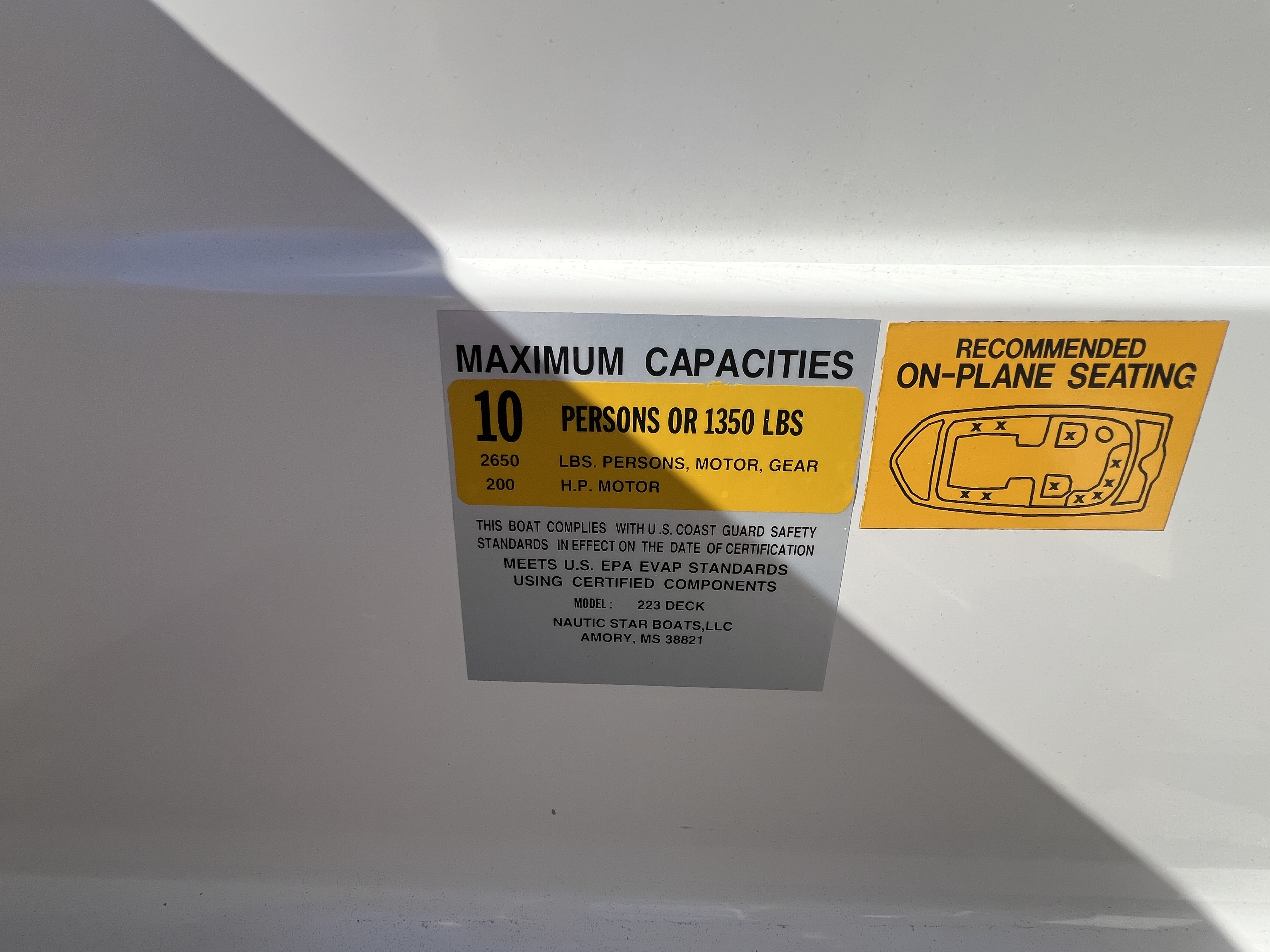 2013 NauticStar Sport Deck Boat 223 DC - Photo 12
