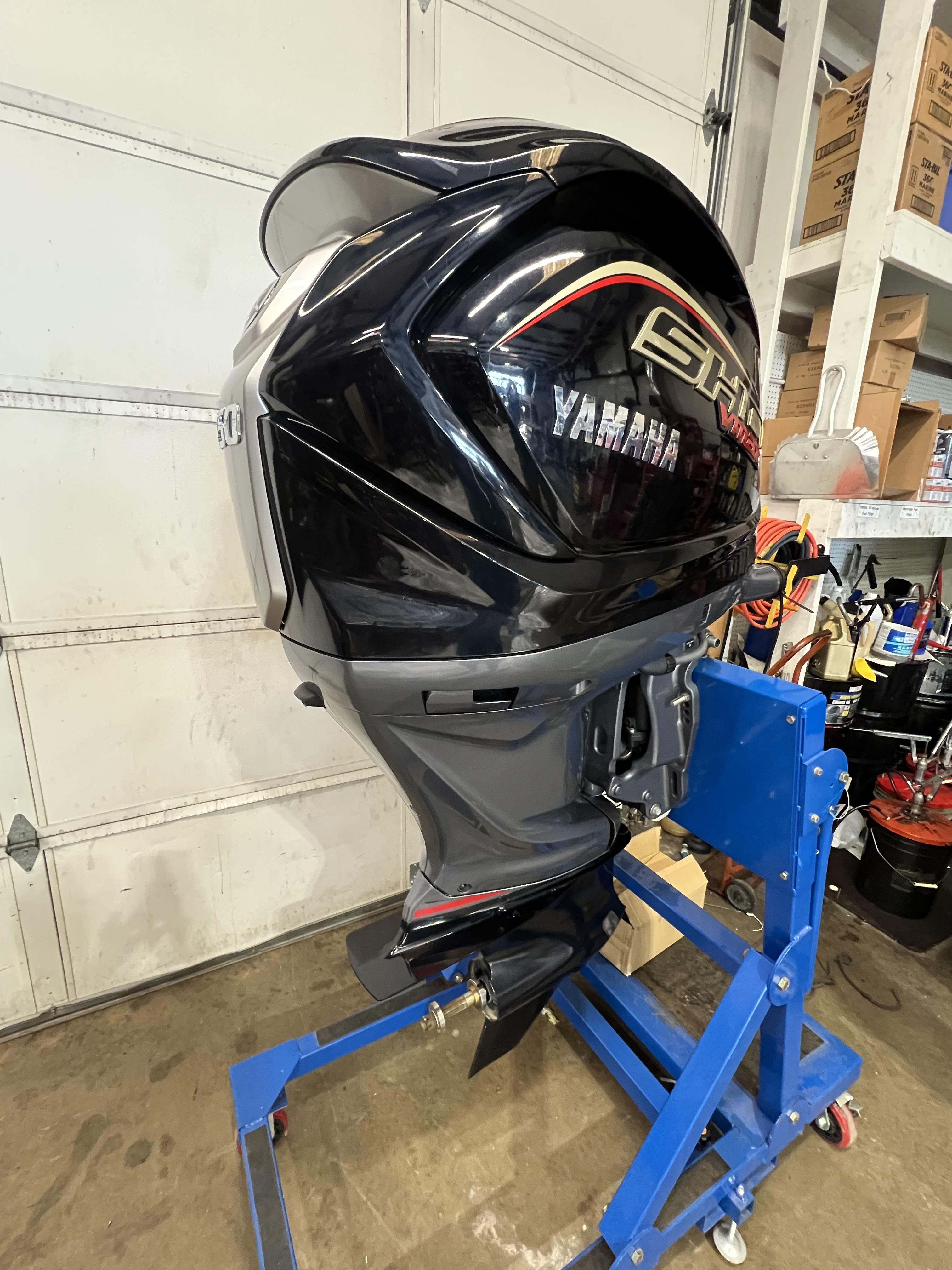 2023 Yamaha V Max SHO V6 4.2L VF250LB - Photo 8