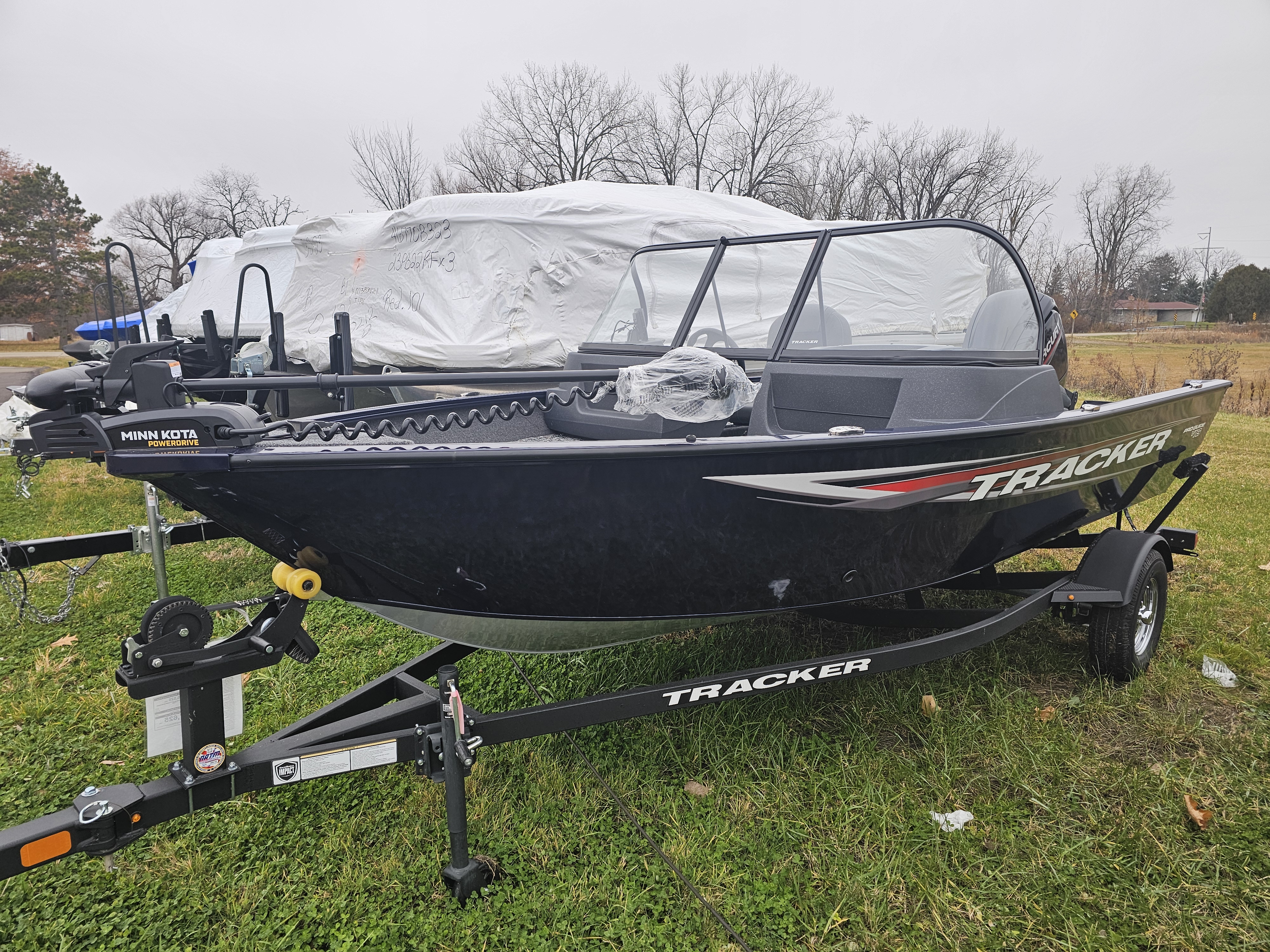 1989 KINGFISHER 18' XL-179 BASS BOAT, W/ TRAILER, | Proxibid, image size:4000x3000