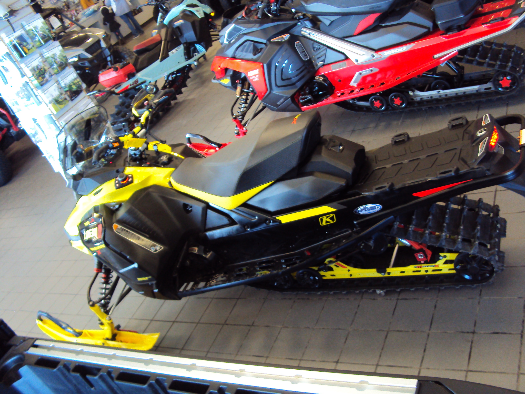 2022 Ski-Doo Renegade® X-RS® 900 ACE™ Turbo R - Yellow/Black - Photo 9