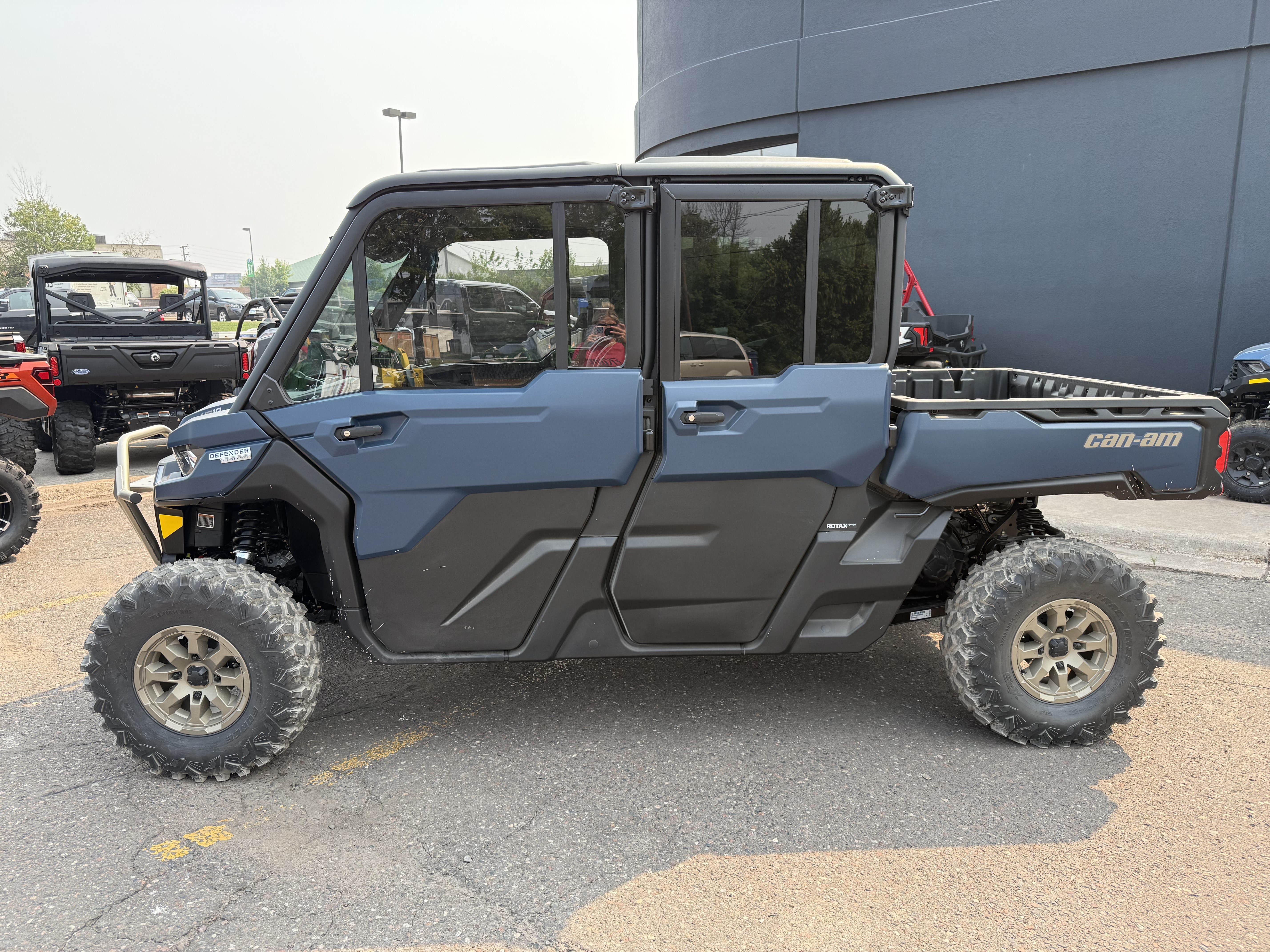 2025 Can-Am Defender Max Limited