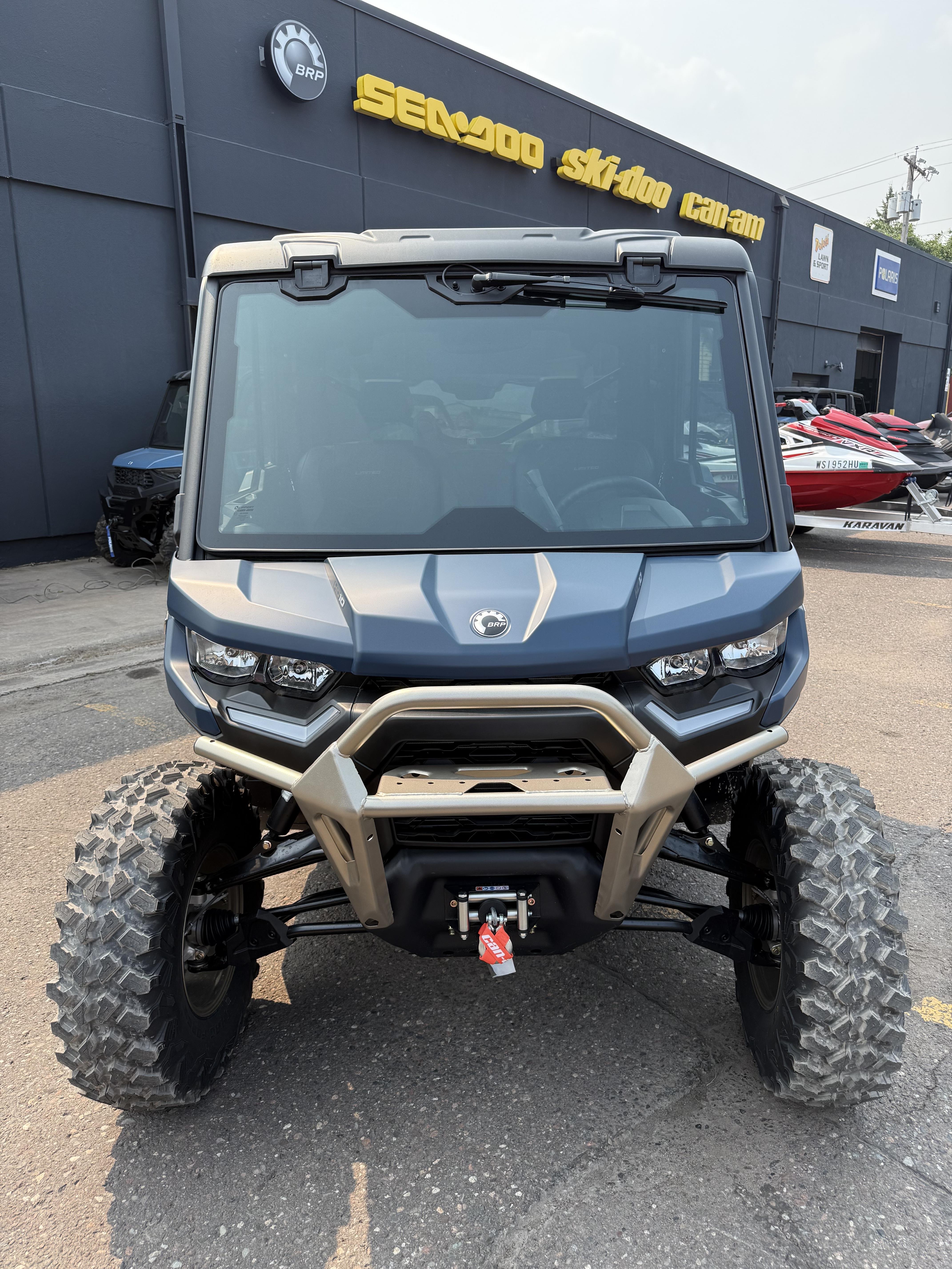 2025 Can-Am Defender Max Limited - Photo 5