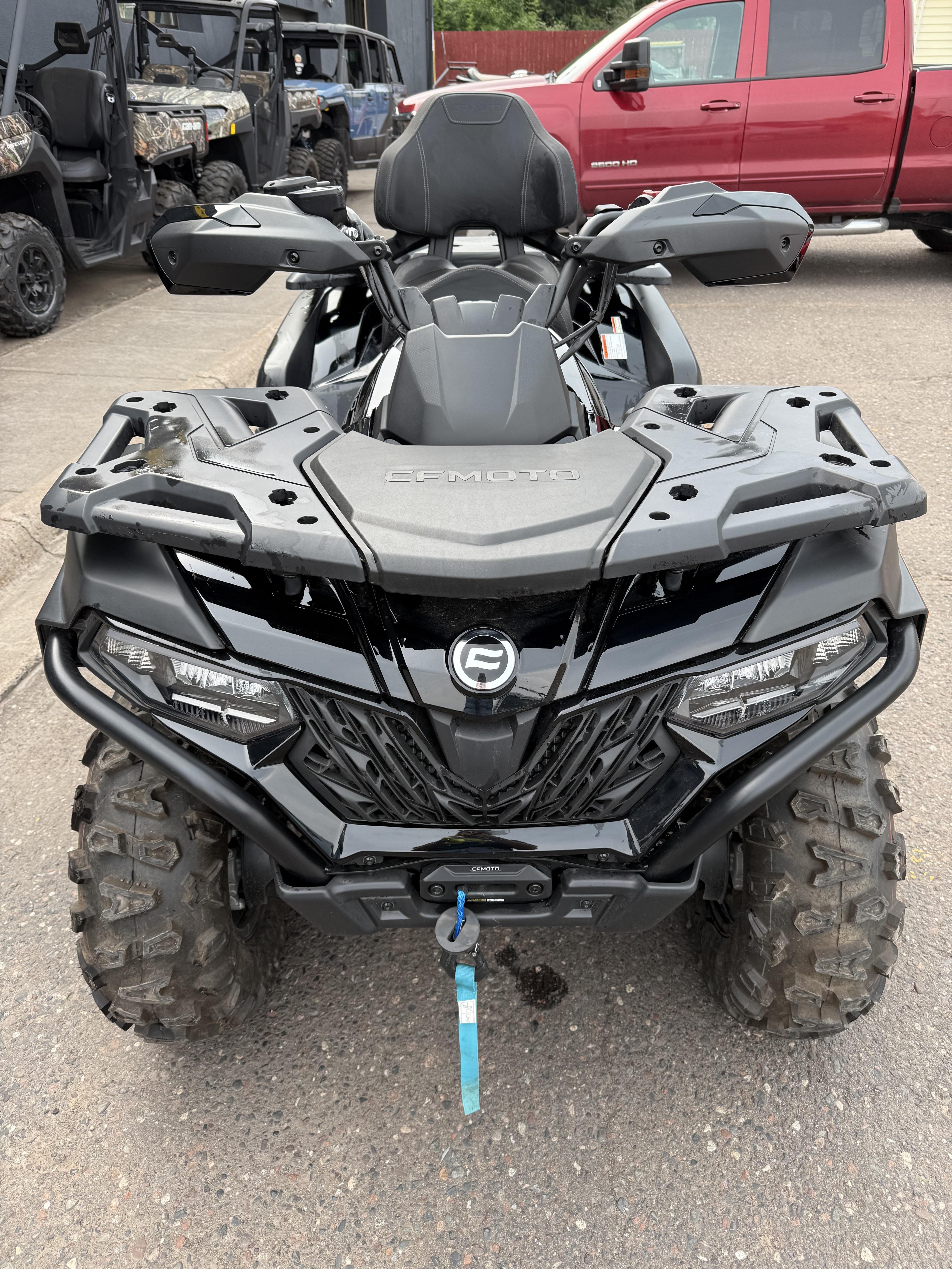 2025 CFMOTO CForce 600 Touring - Photo 2