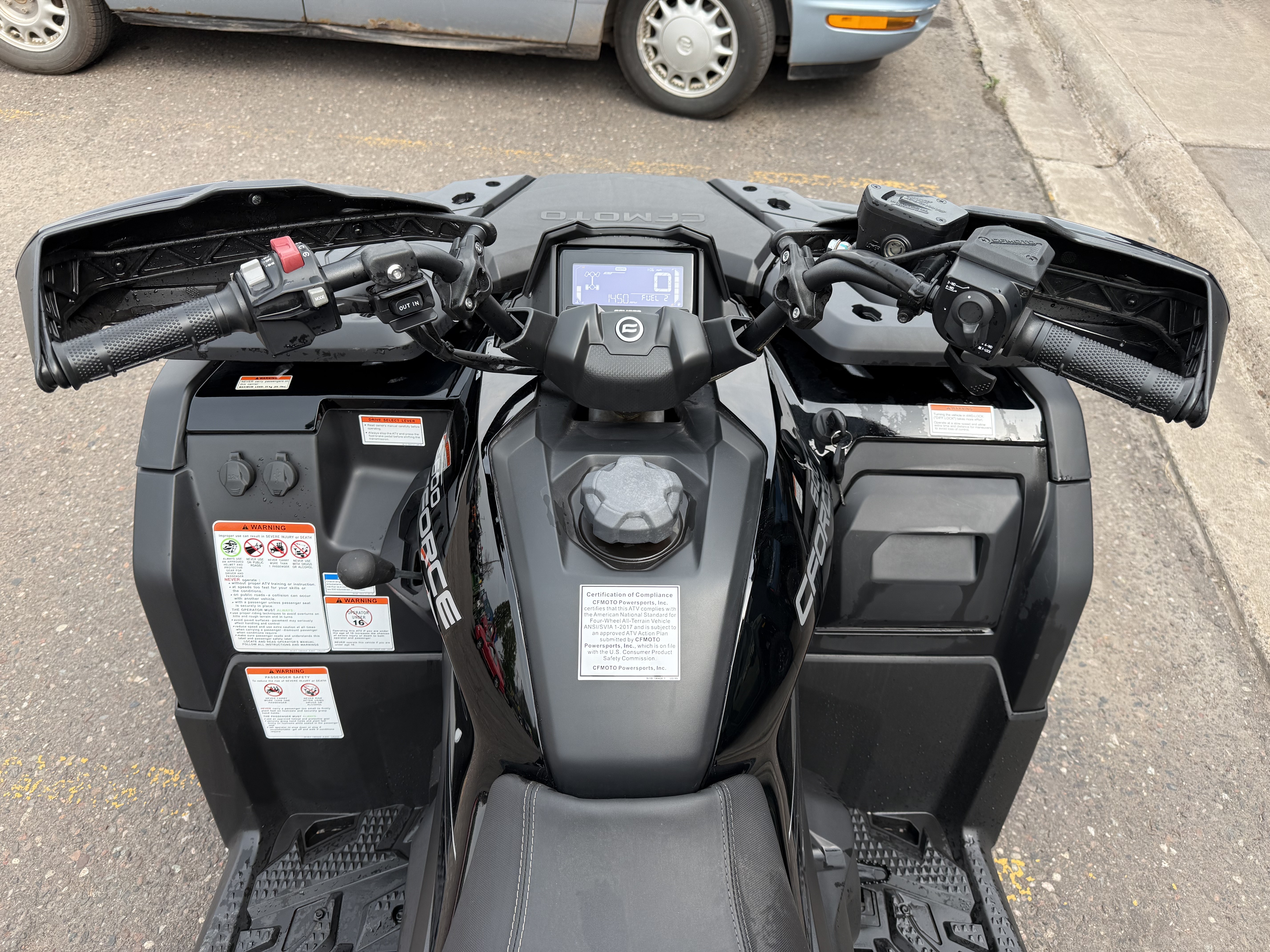 2025 CFMOTO CForce 600 Touring - Photo 4