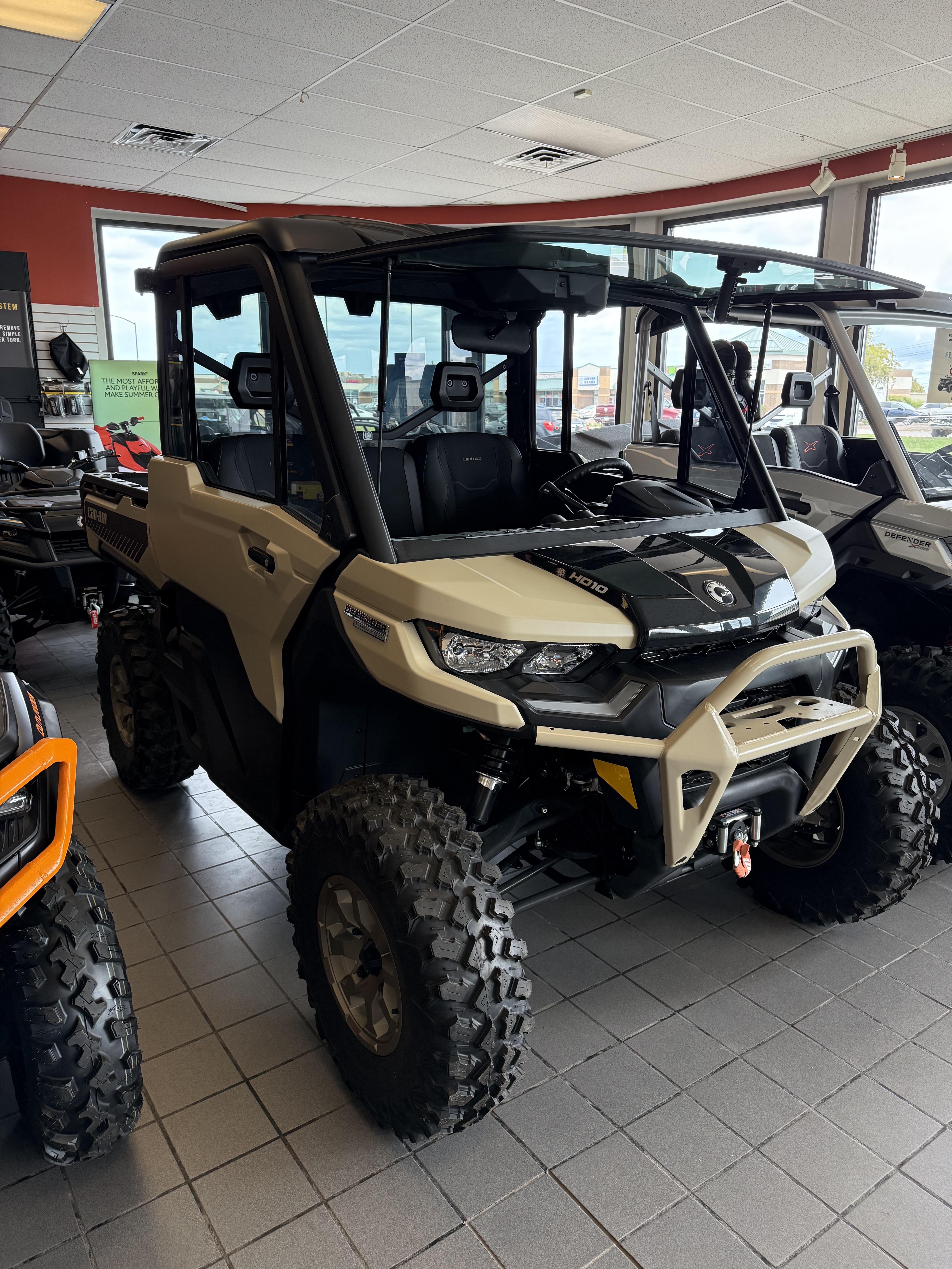 2025 Can-Am Defender Limited HD10 - Photo 2