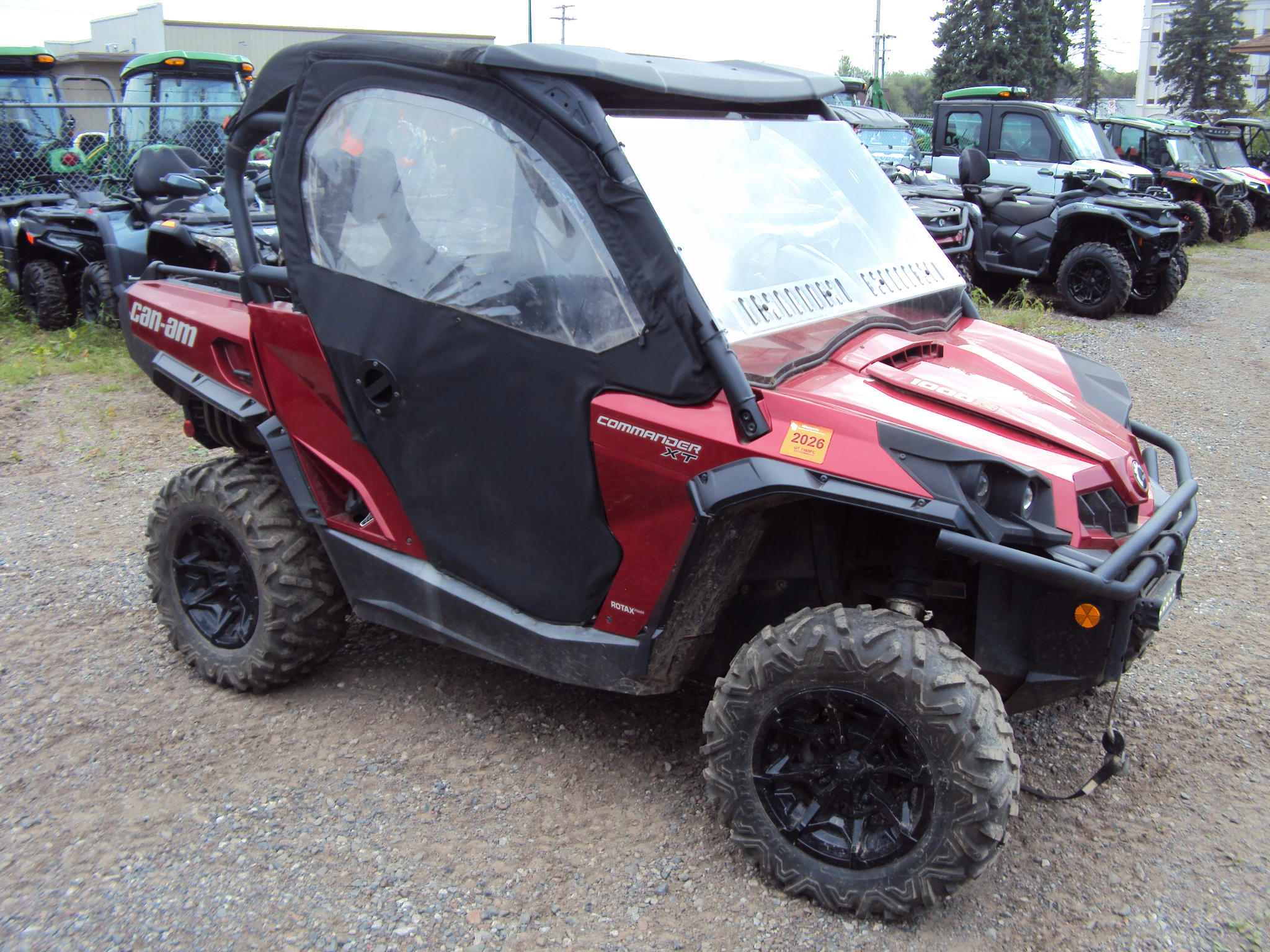 2018 Can-Am Commander 1000 XT - Photo 4