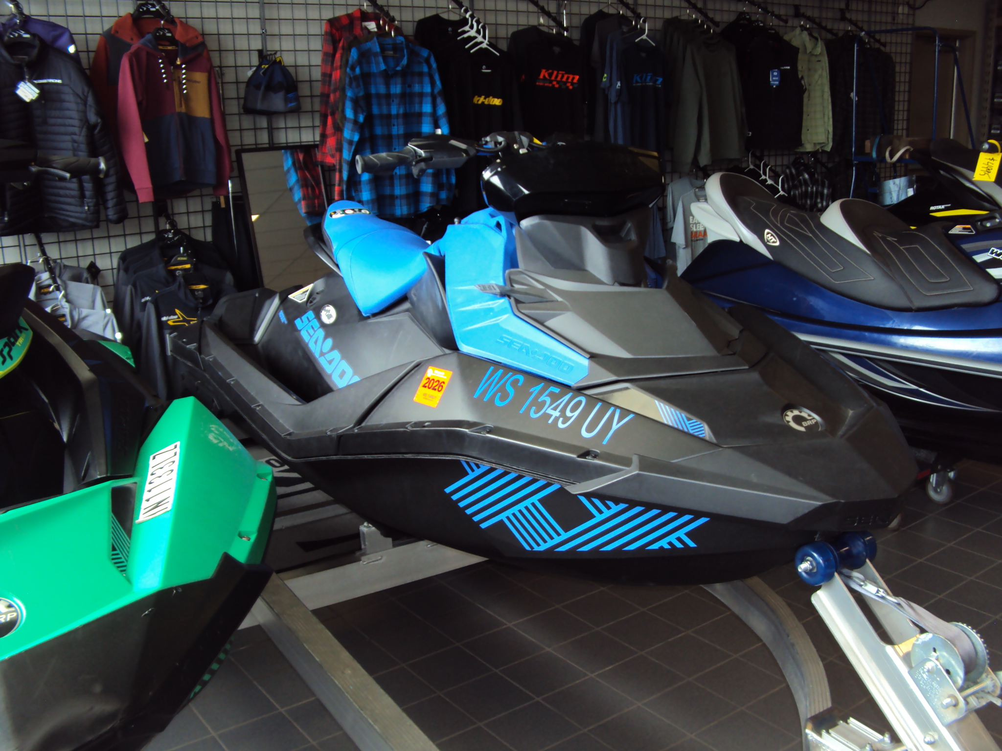 2023 Sea-Doo Spark Trixx 2 Up 90 With iBR and audio