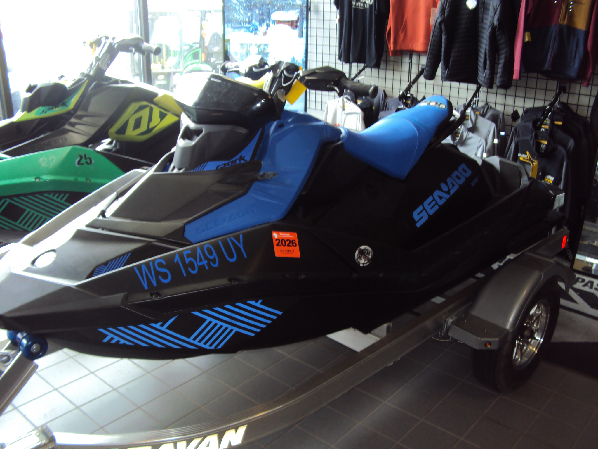 2023 Sea-Doo Spark Trixx 2 Up 90 With iBR and audio - Photo 2