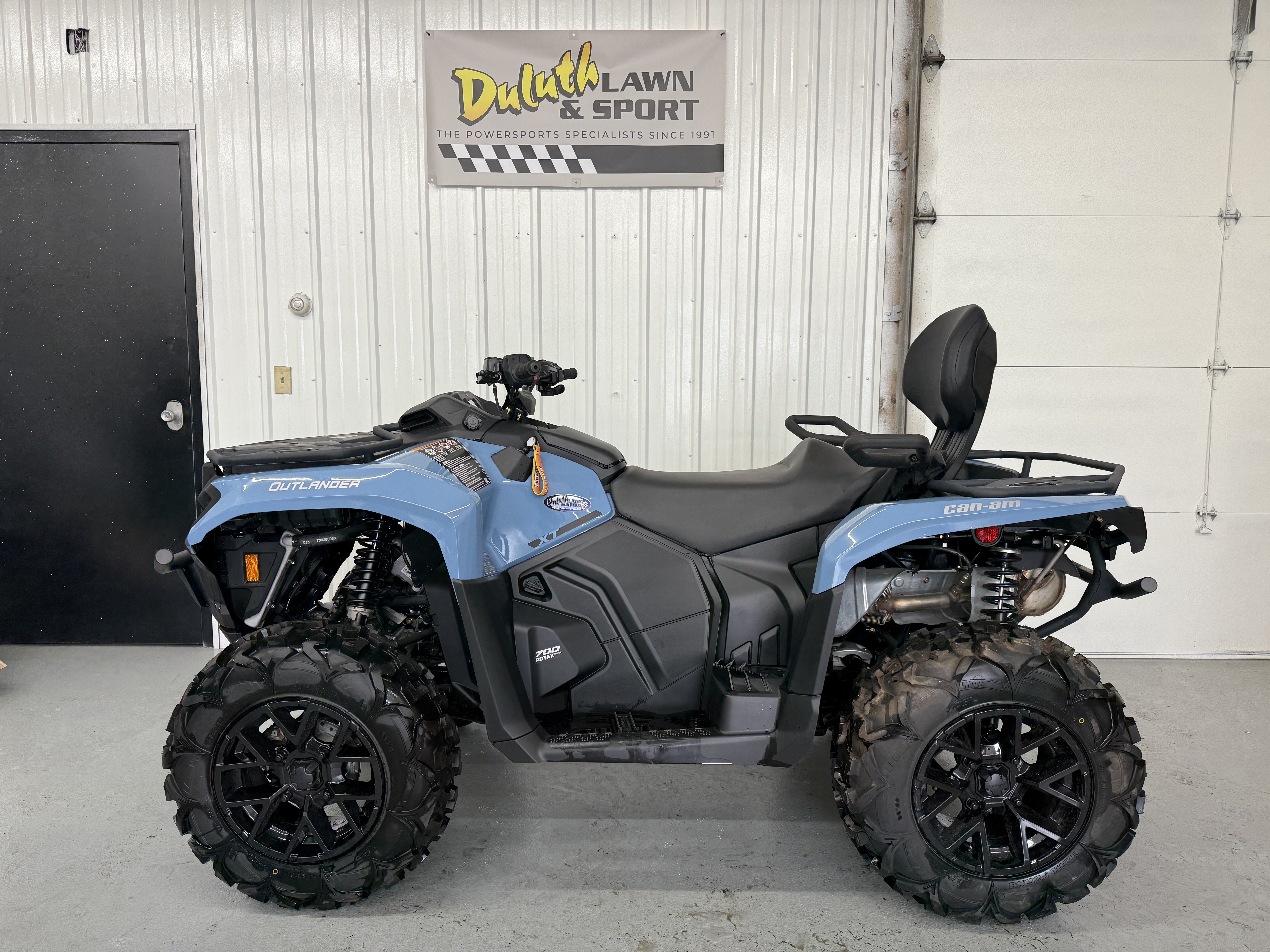 2025 Can-Am Outlander Max XT 700 - Photo 2
