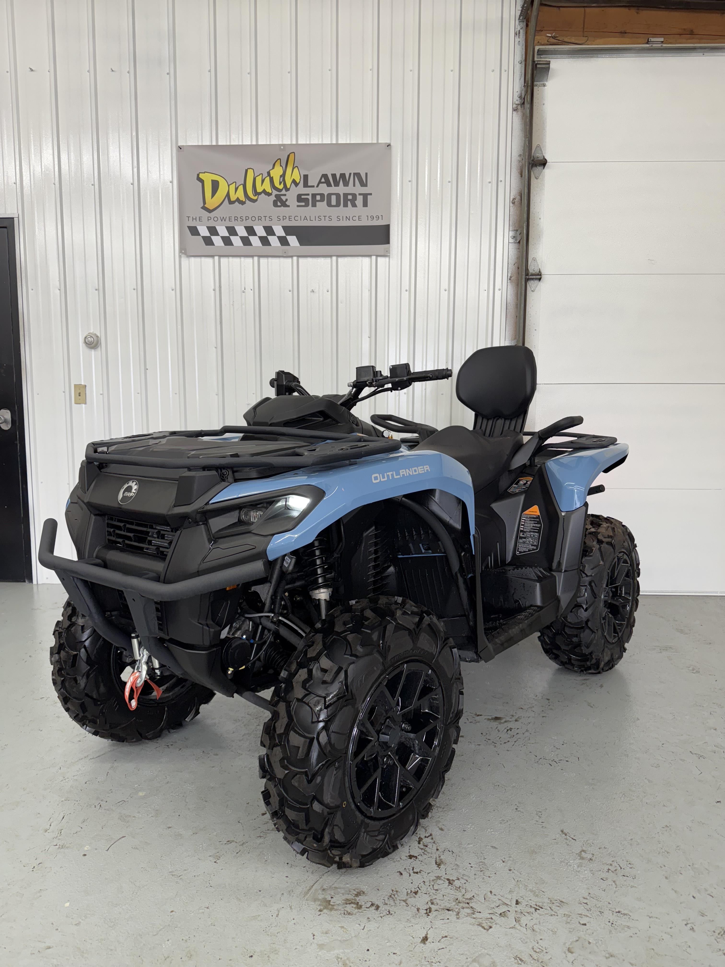 2025 Can-Am Outlander Max XT 700