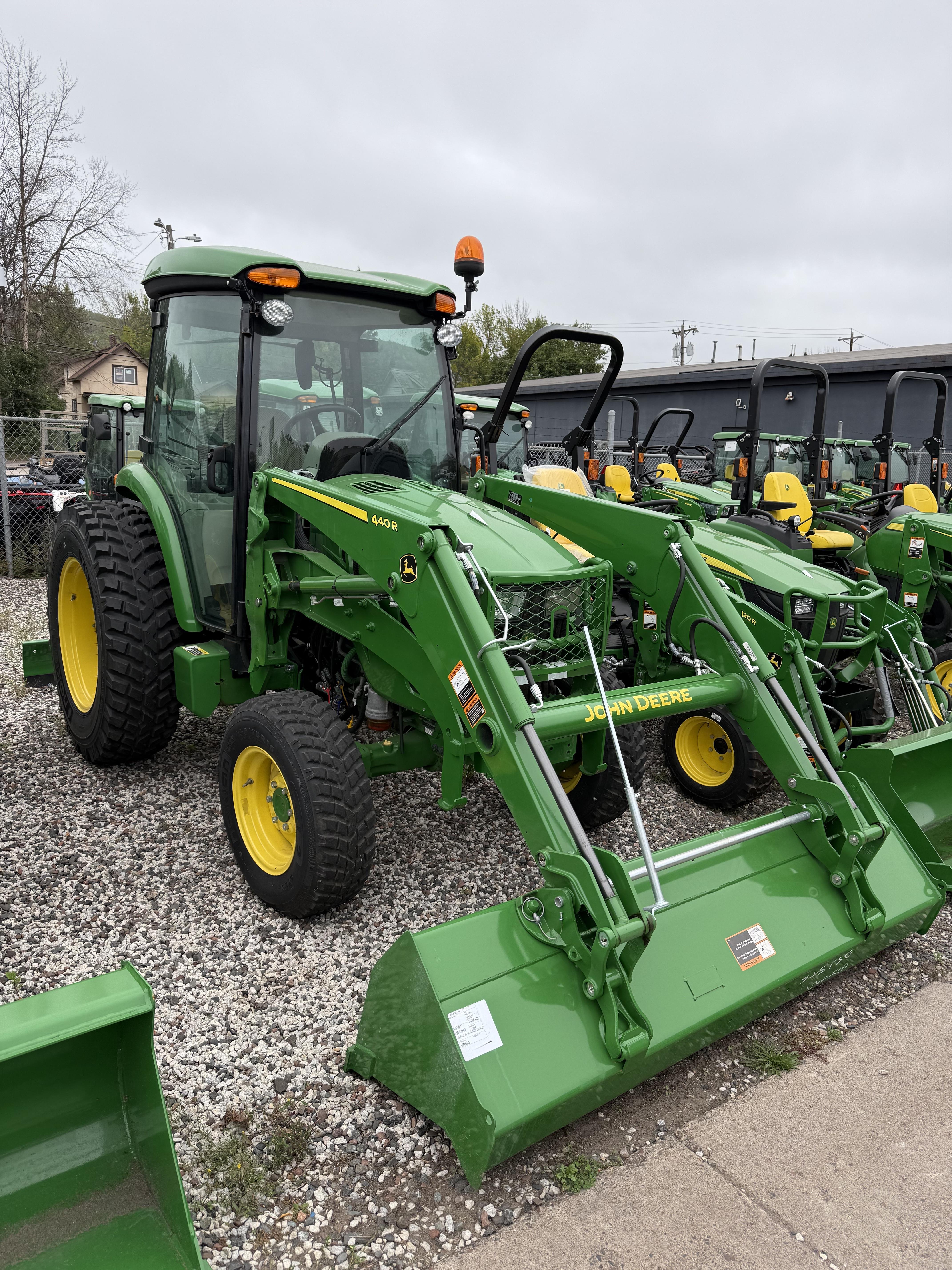 2020 John Deere 4066R