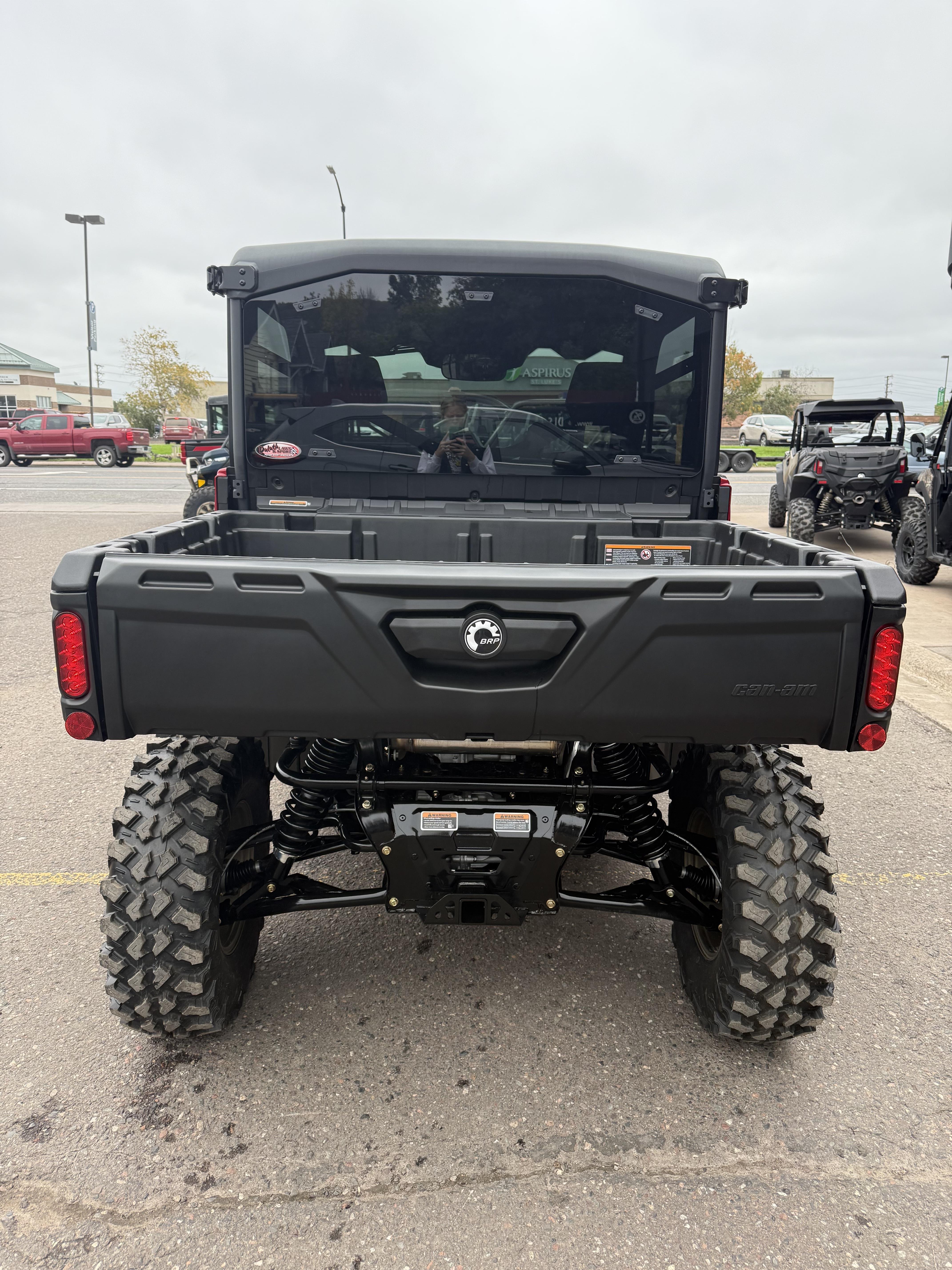 2025 Can-Am Defender Limited HD10 - Photo 5