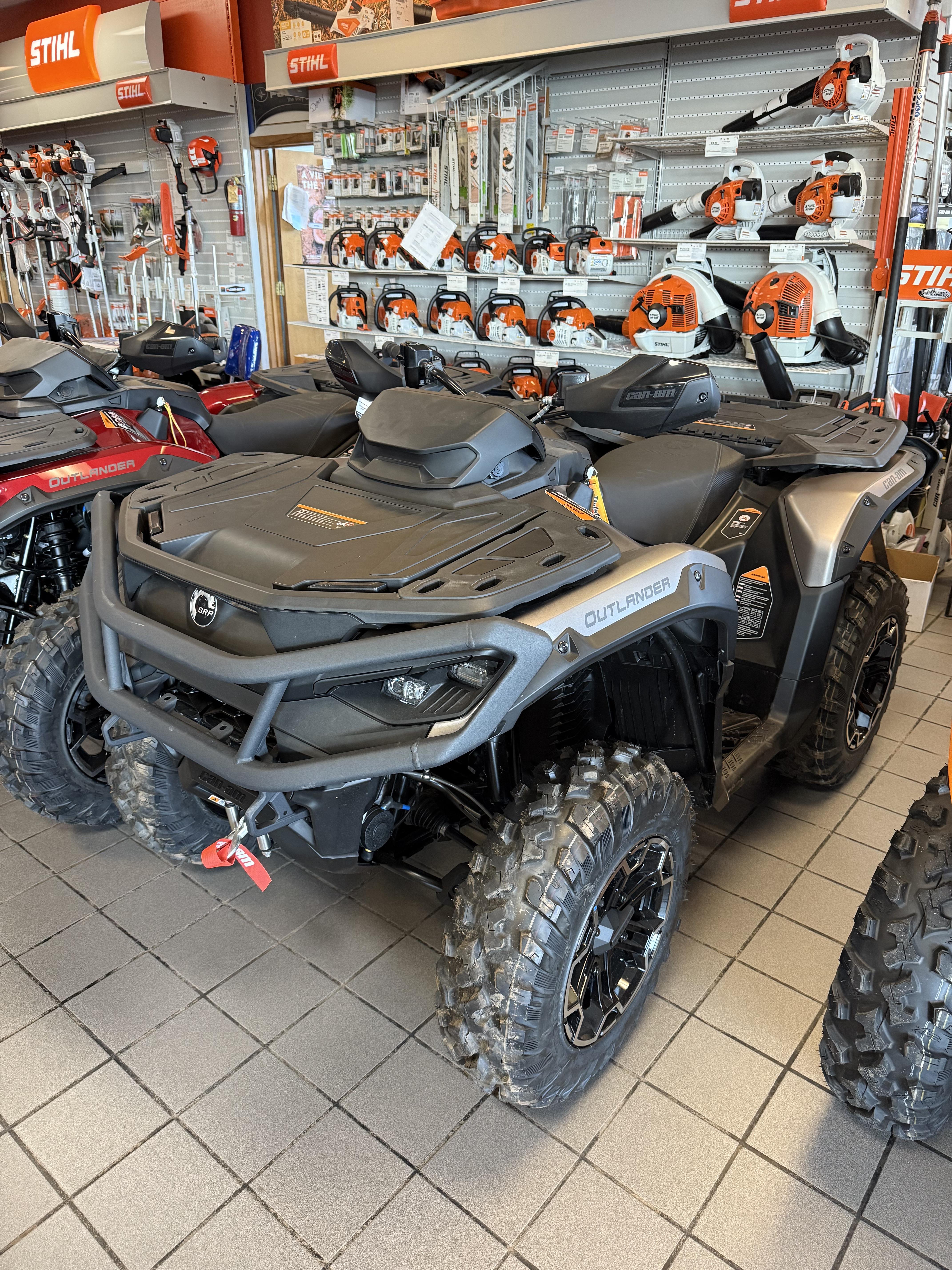 2025 Can-Am Outlander XT 850 - Photo 4