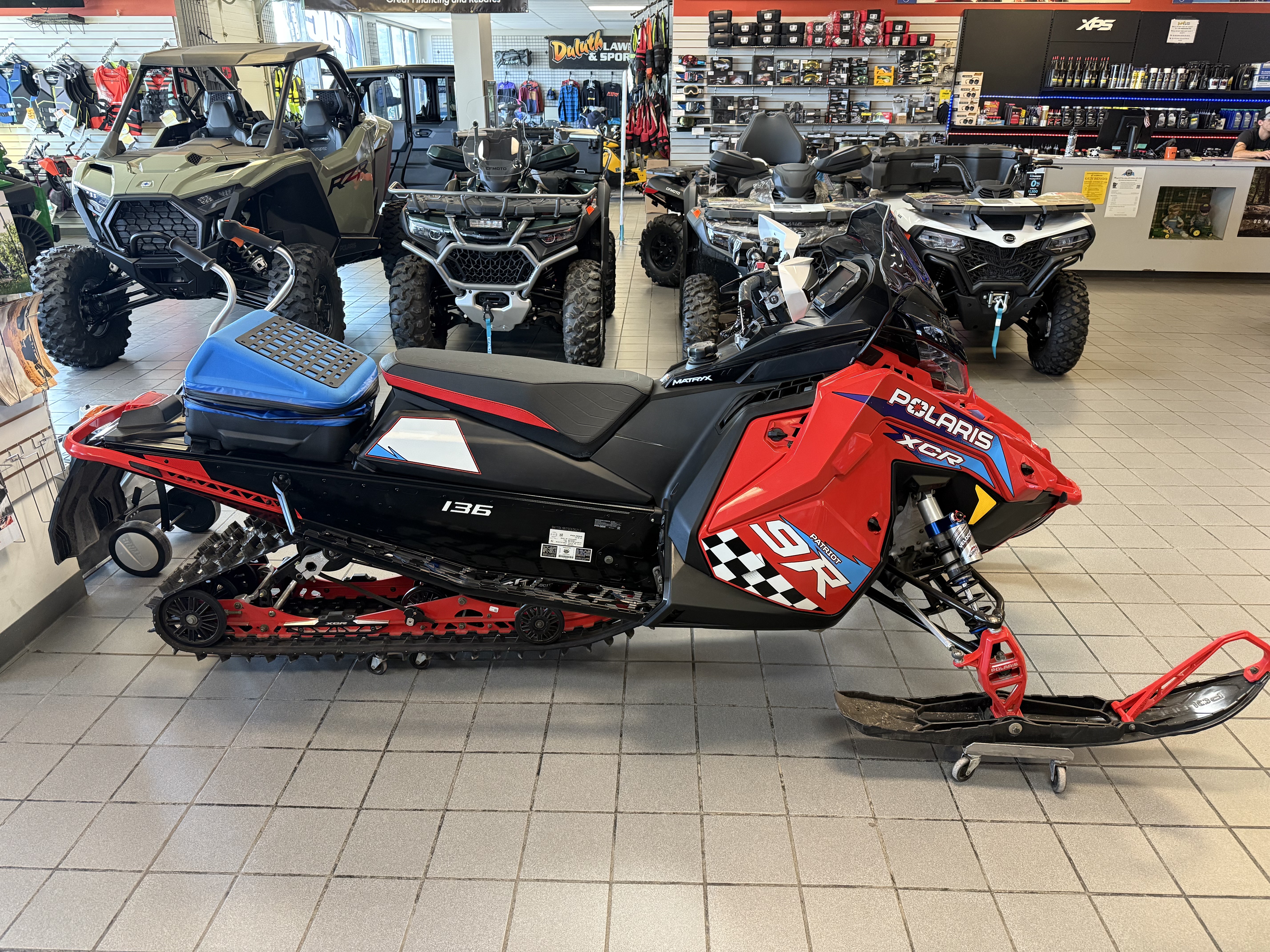 2025 Polaris Indy XCR 136 9R