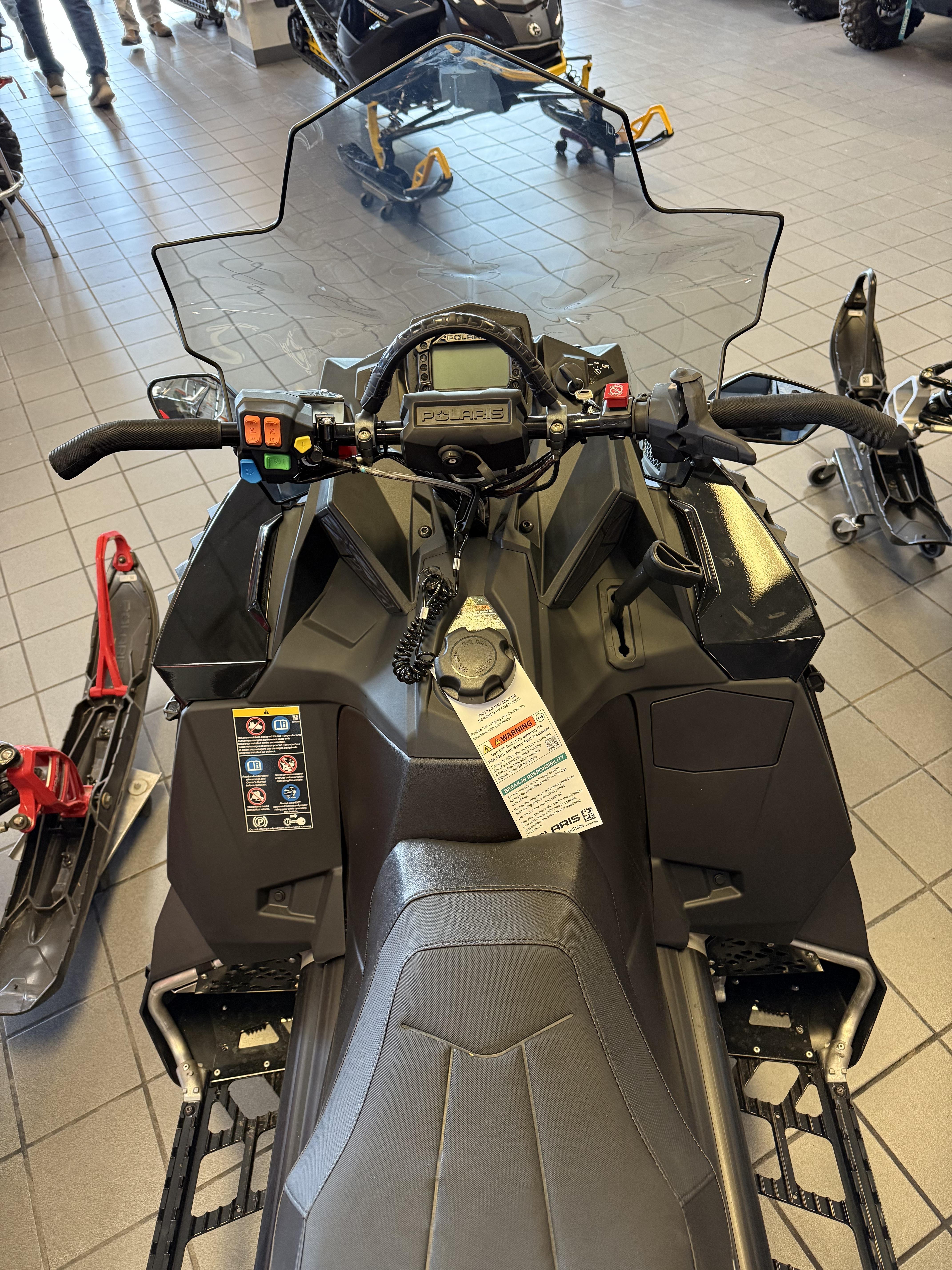 2025 Polaris Titan Prostar S4 Adventure 155 - Photo 2