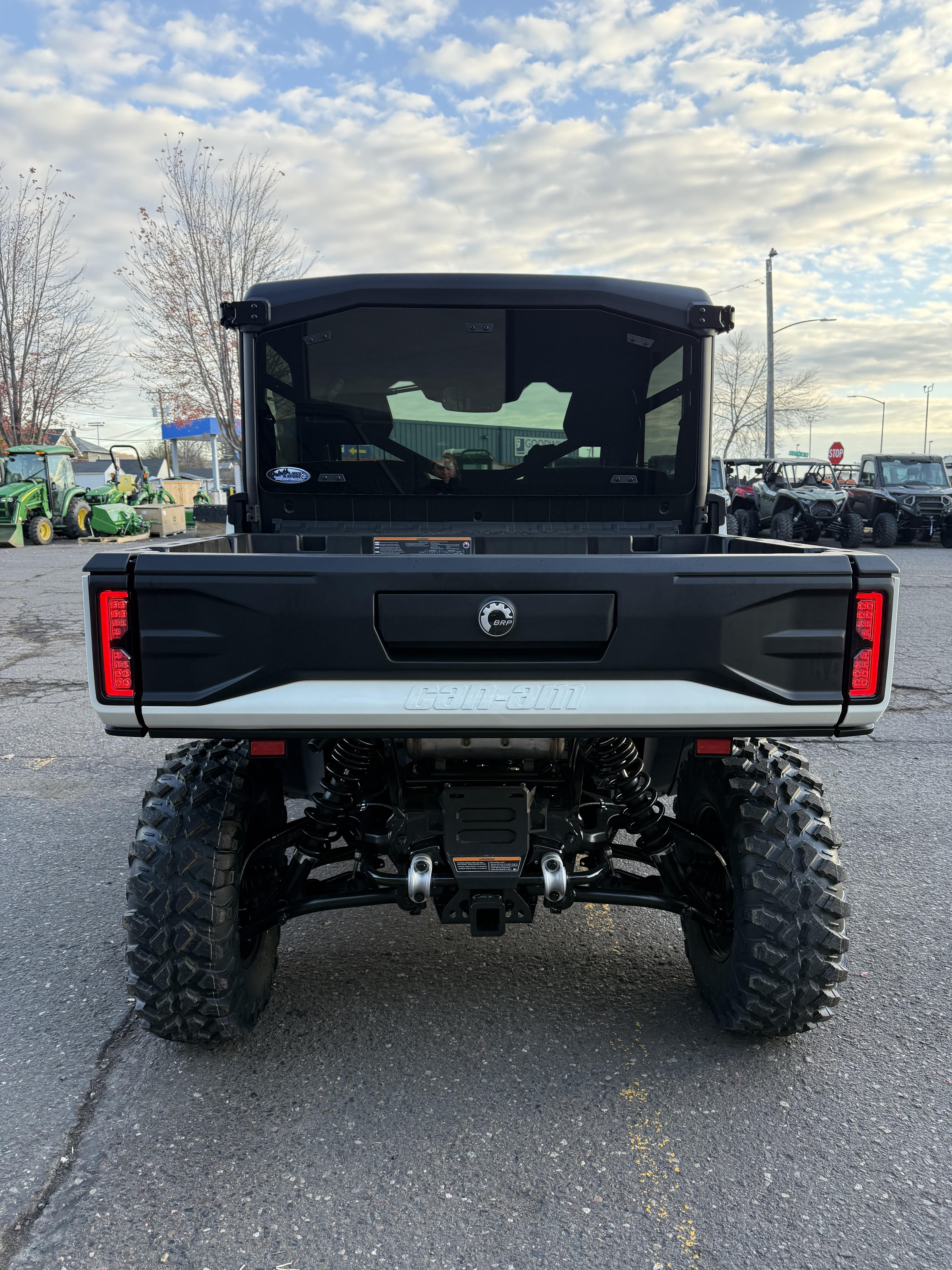 2026 Can-Am Defender Limited HD11 - Photo 3