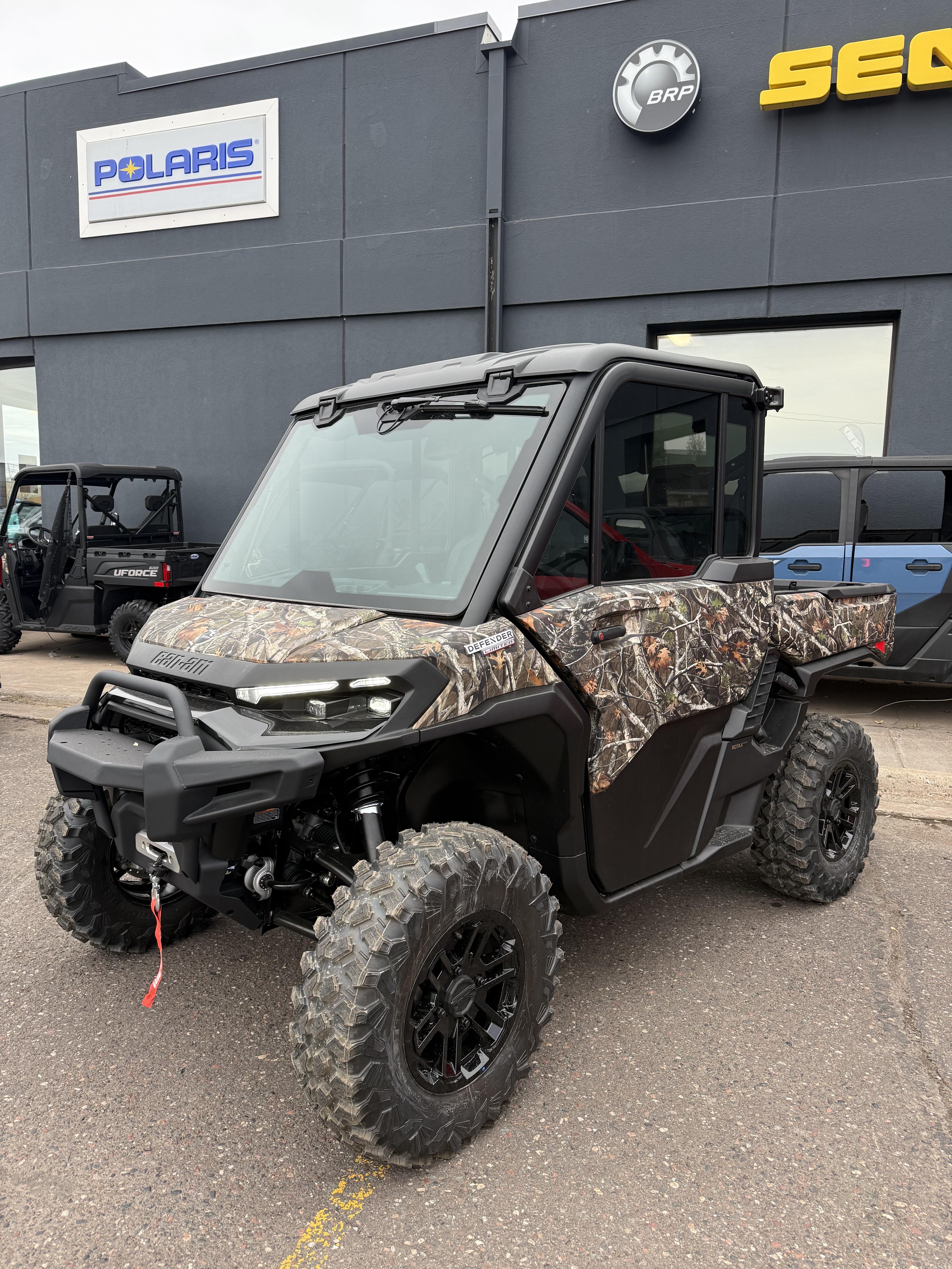 2026 Can-Am Defender Limited HD11