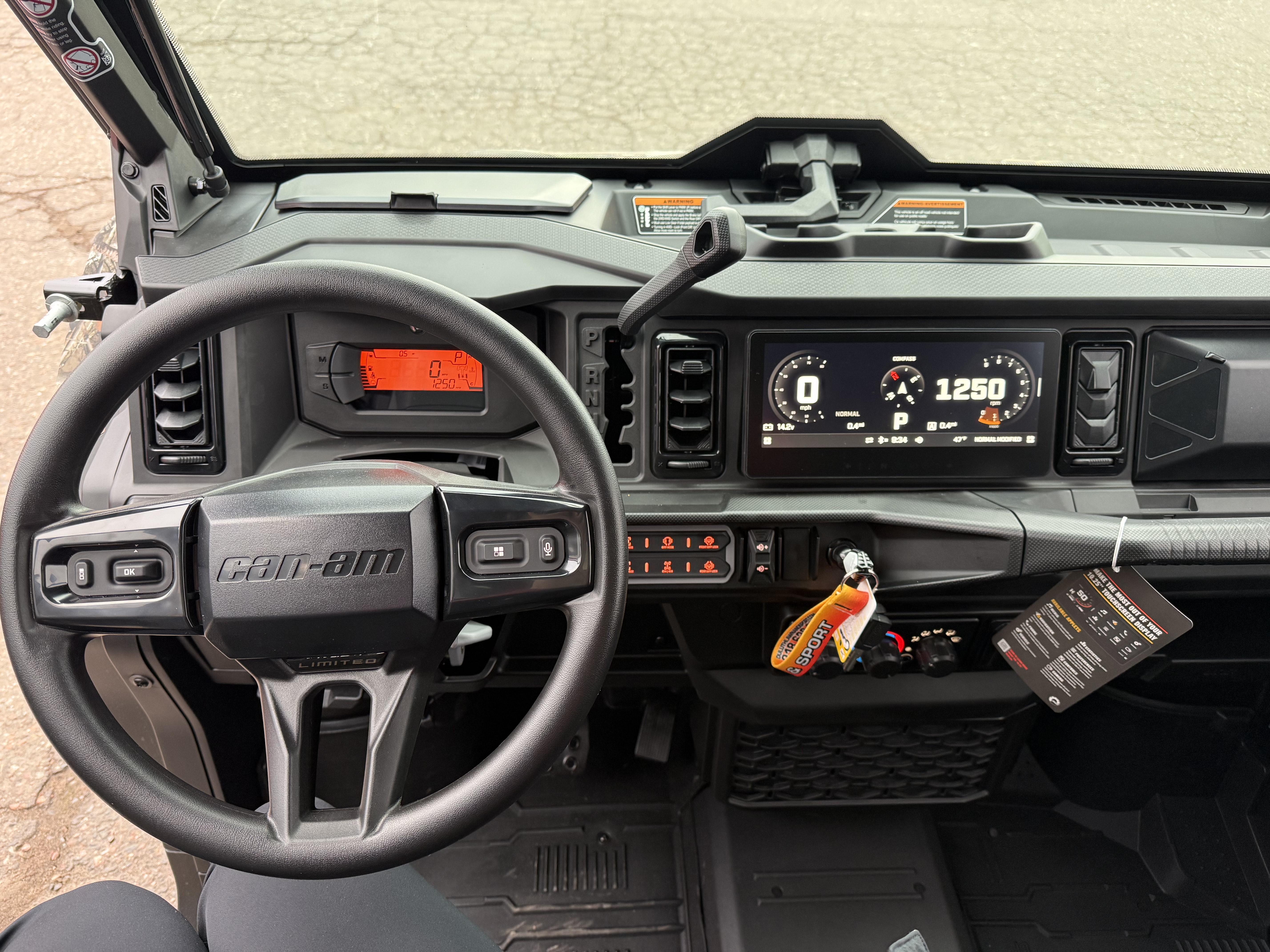2026 Can-Am Defender Limited HD11 - Photo 5