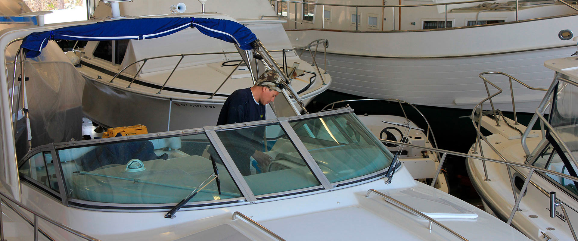 Services Albertson Marine, Inc. Southold, NY (631) 7653232