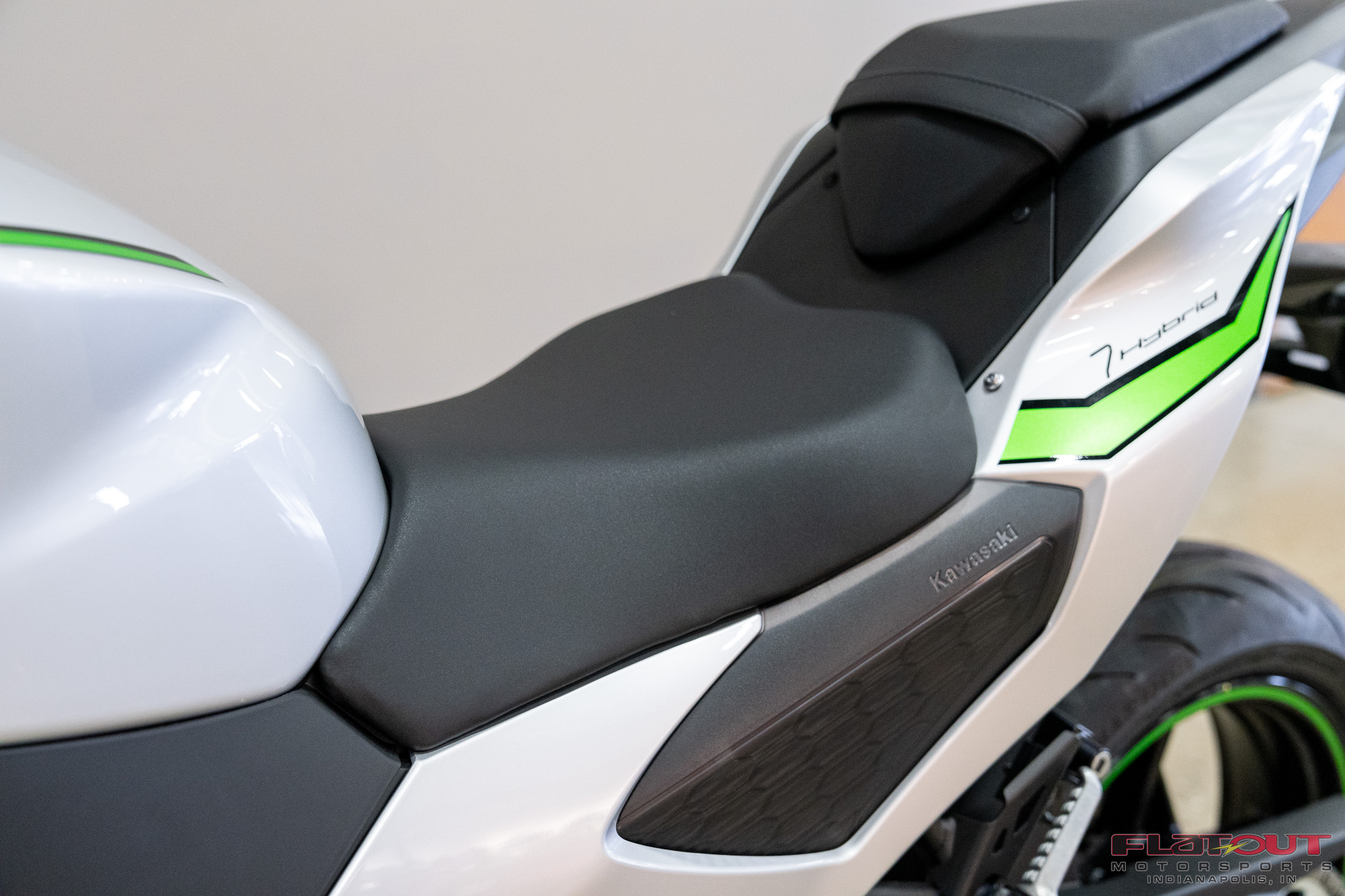 2024 Kawasaki NINJA 7 HYBRID ABS for Sale | Flat Out Motorsports
