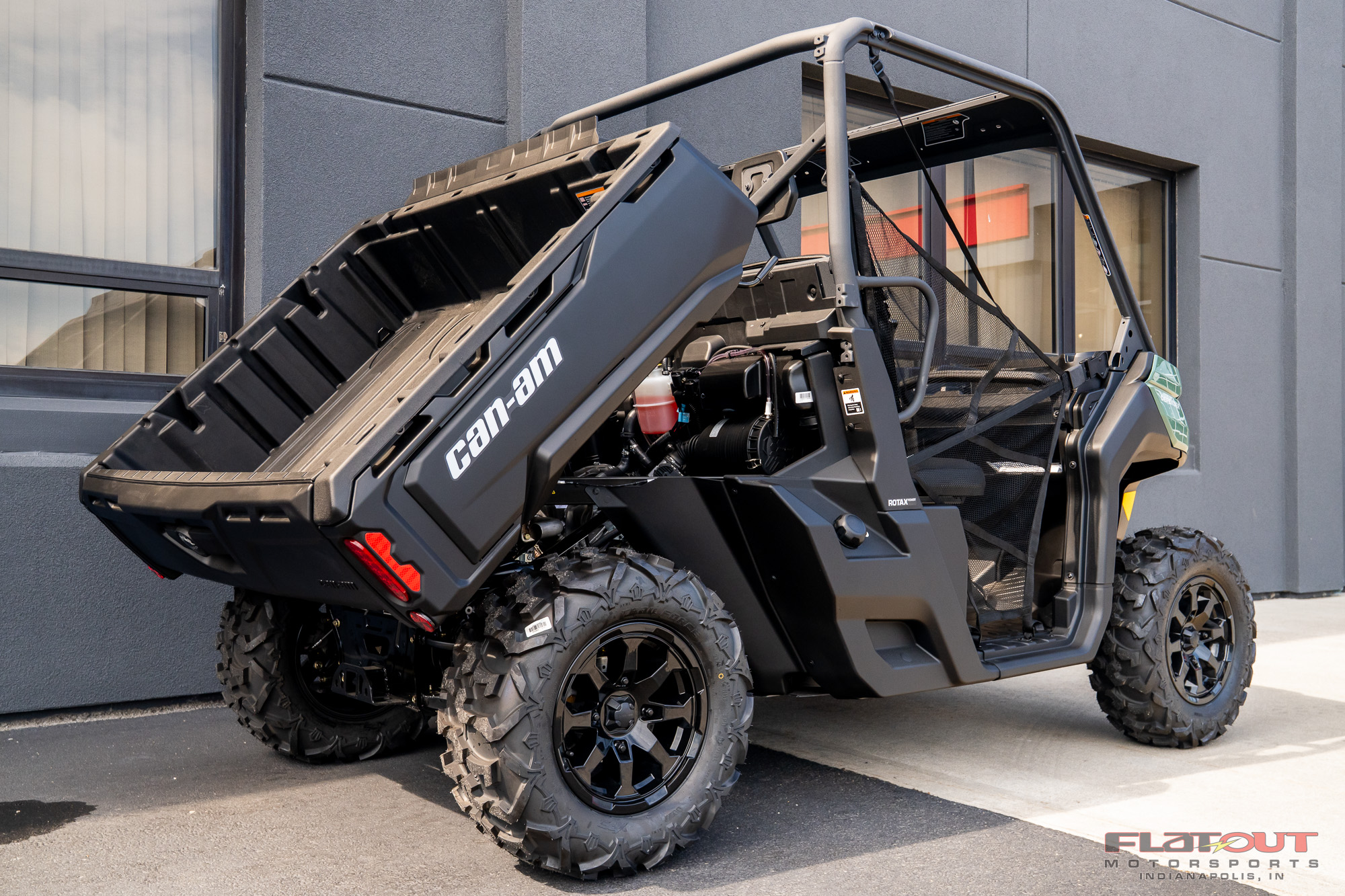 2025 Can-Am DEFENDER HD9 DPS for Sale | Flat Out Motorsports