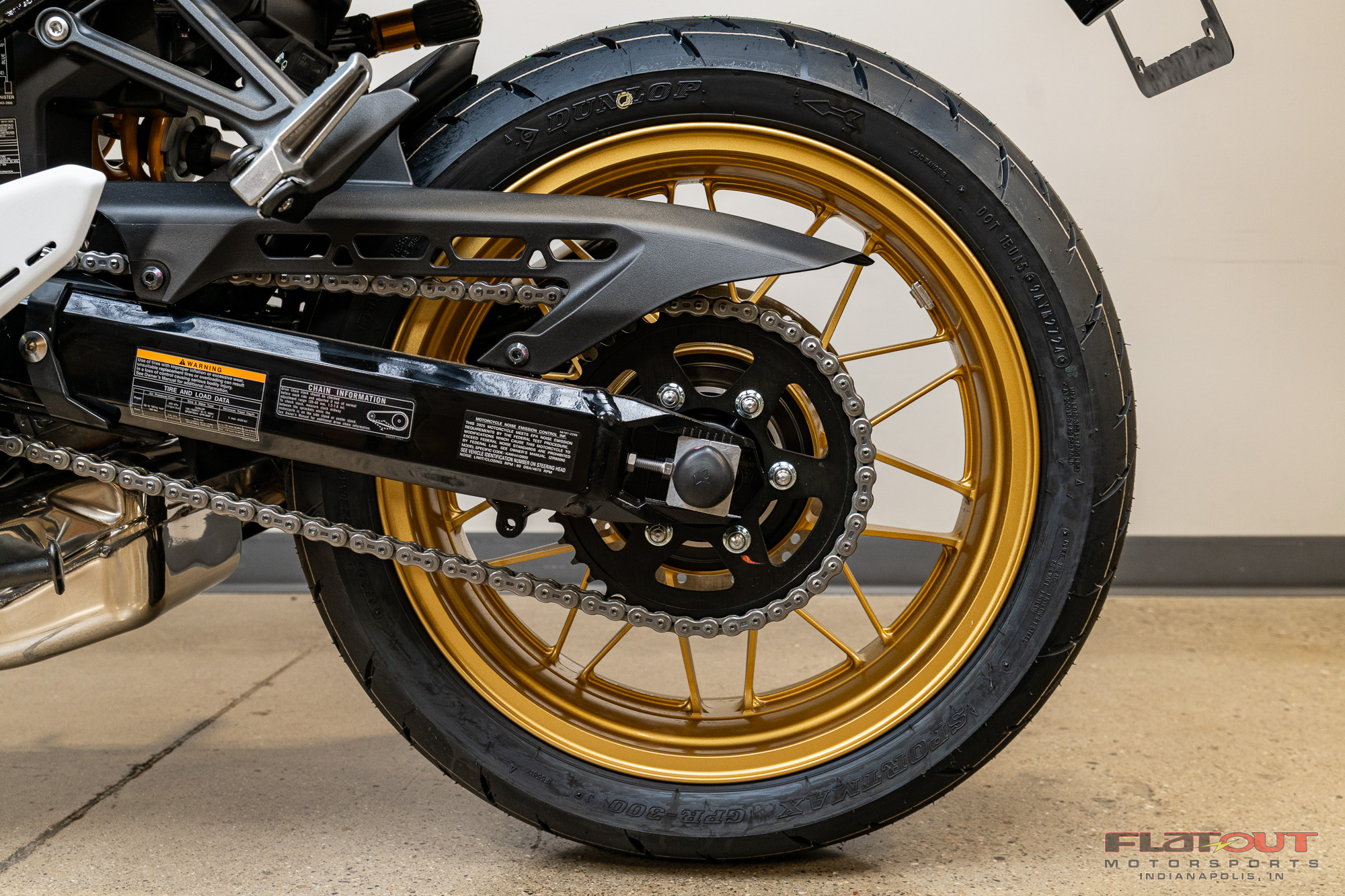 2025 Kawasaki Z900RS SE ABS for Sale | Flat Out Motorsports