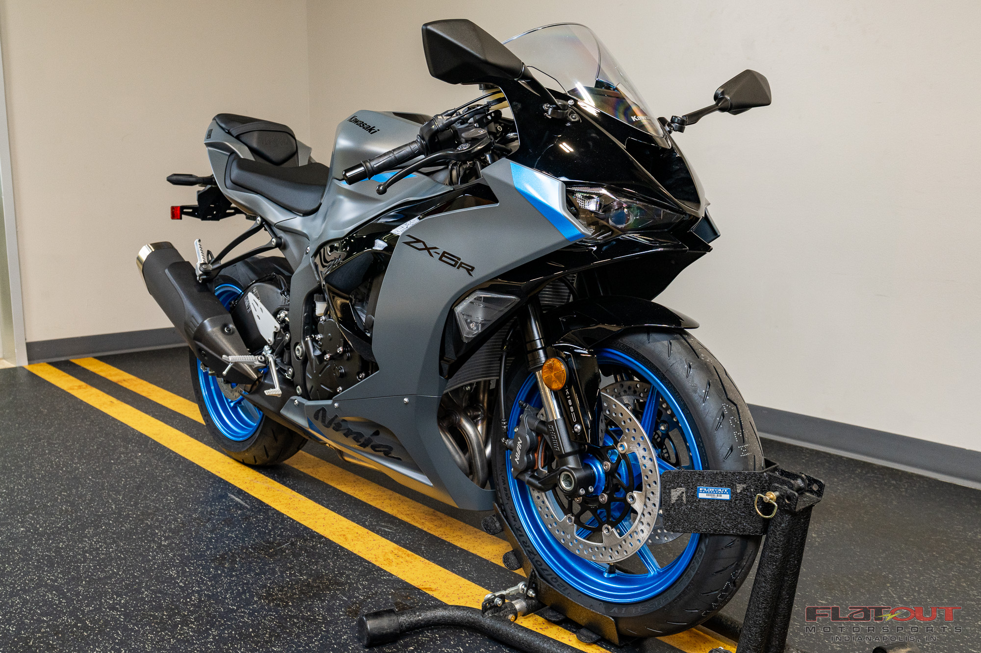 nnii グレー23 2026 Kawasaki NINJA ZX-6R ABS for Sale | Flat Out Motorsports