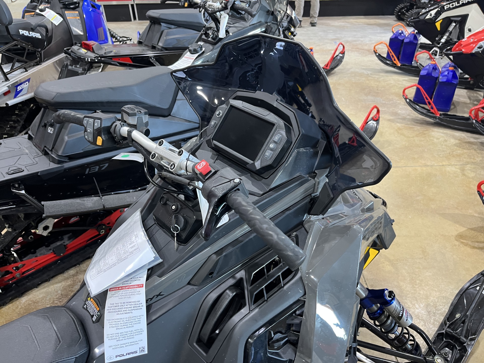 2025 Polaris 850 INDY VR1 137 - Photo 2