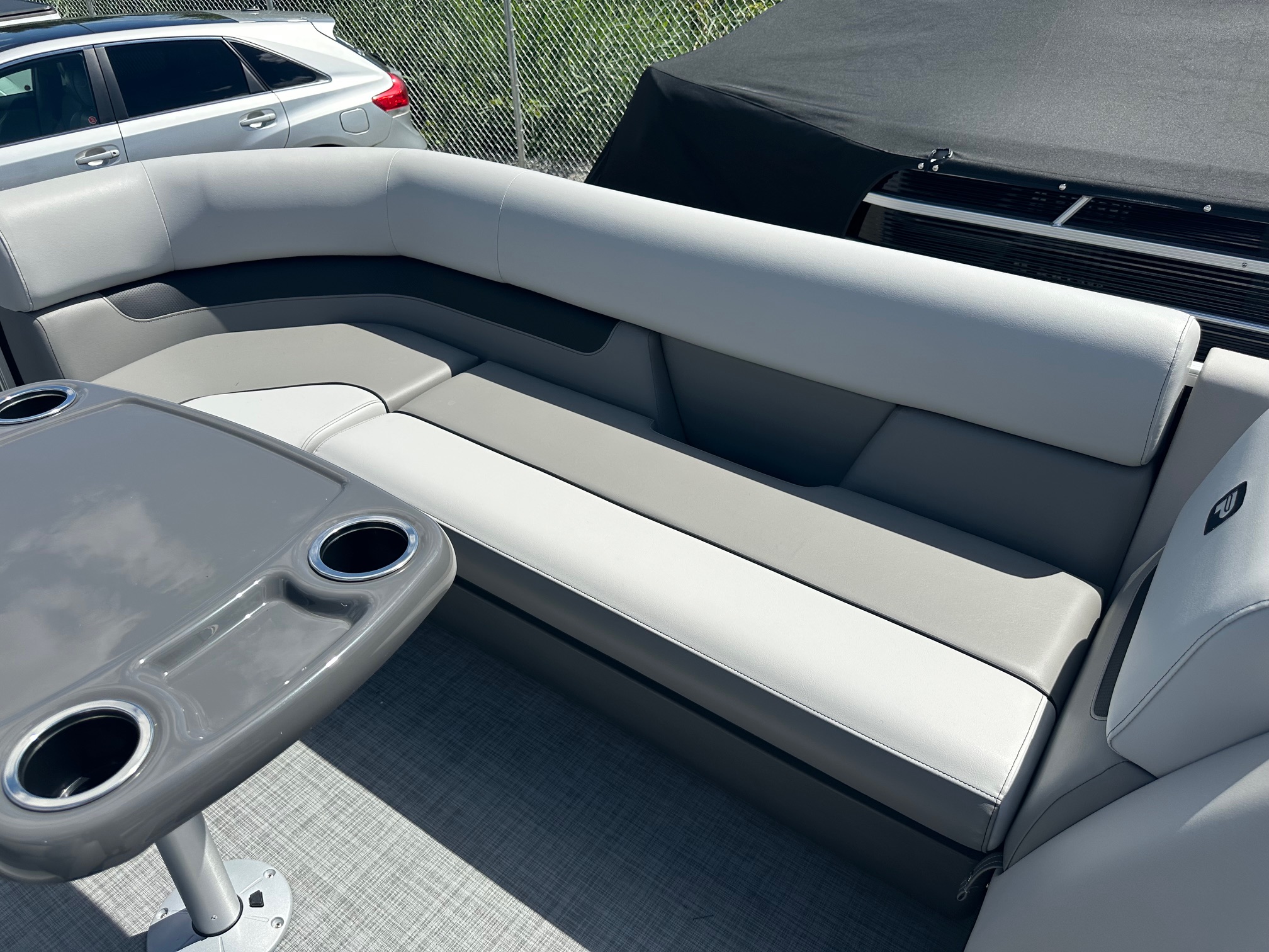 2025 Princecraft Vectra® 23 RL   Tritoon Instock at Marsh's Marina in Waubaushene, Ontario - Photo 12
