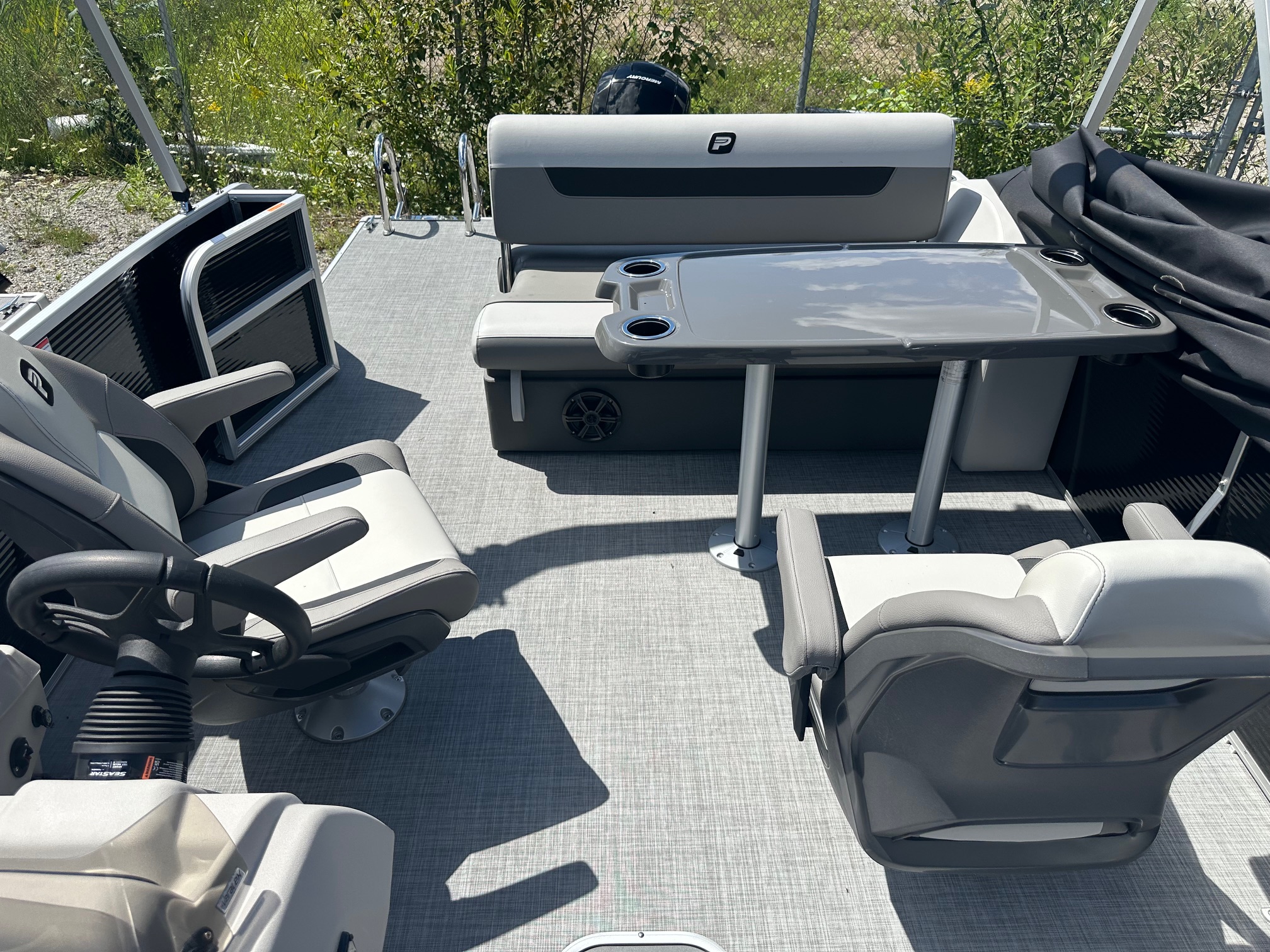 2025 Princecraft Vectra® 23 RL   Tritoon Instock at Marsh's Marina in Waubaushene, Ontario - Photo 15