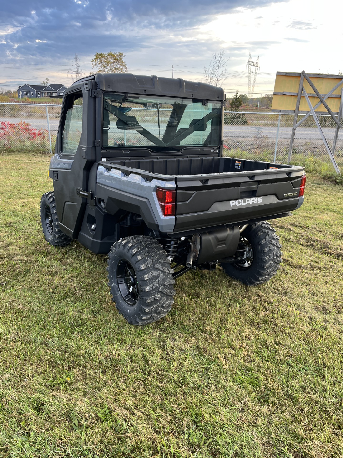 2026 Polaris RANGER XP 1000 NORTHSTAR PREMIUM Gray - Photo 5