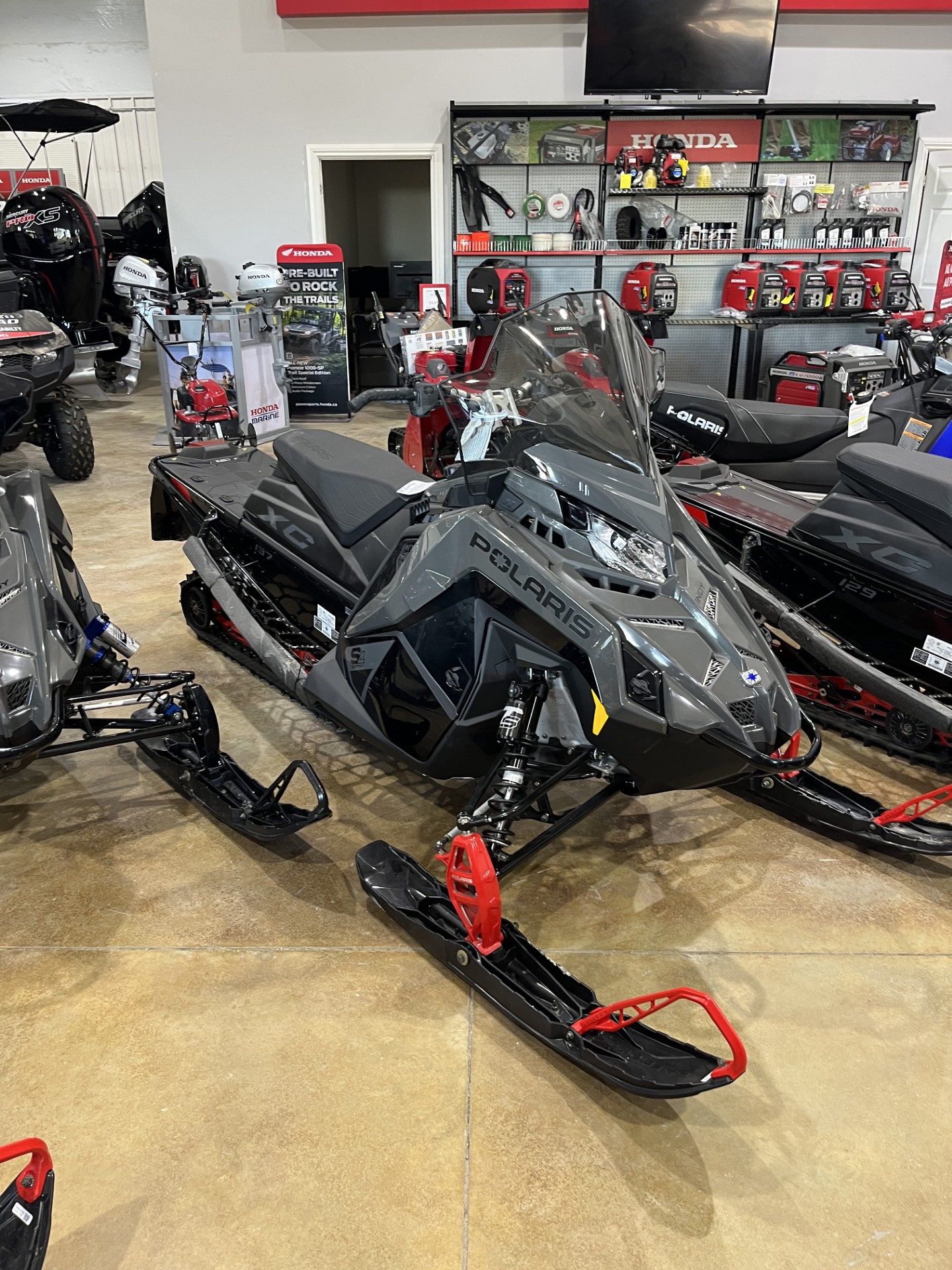 2024 Polaris PROSTAR S4 INDY XC 137