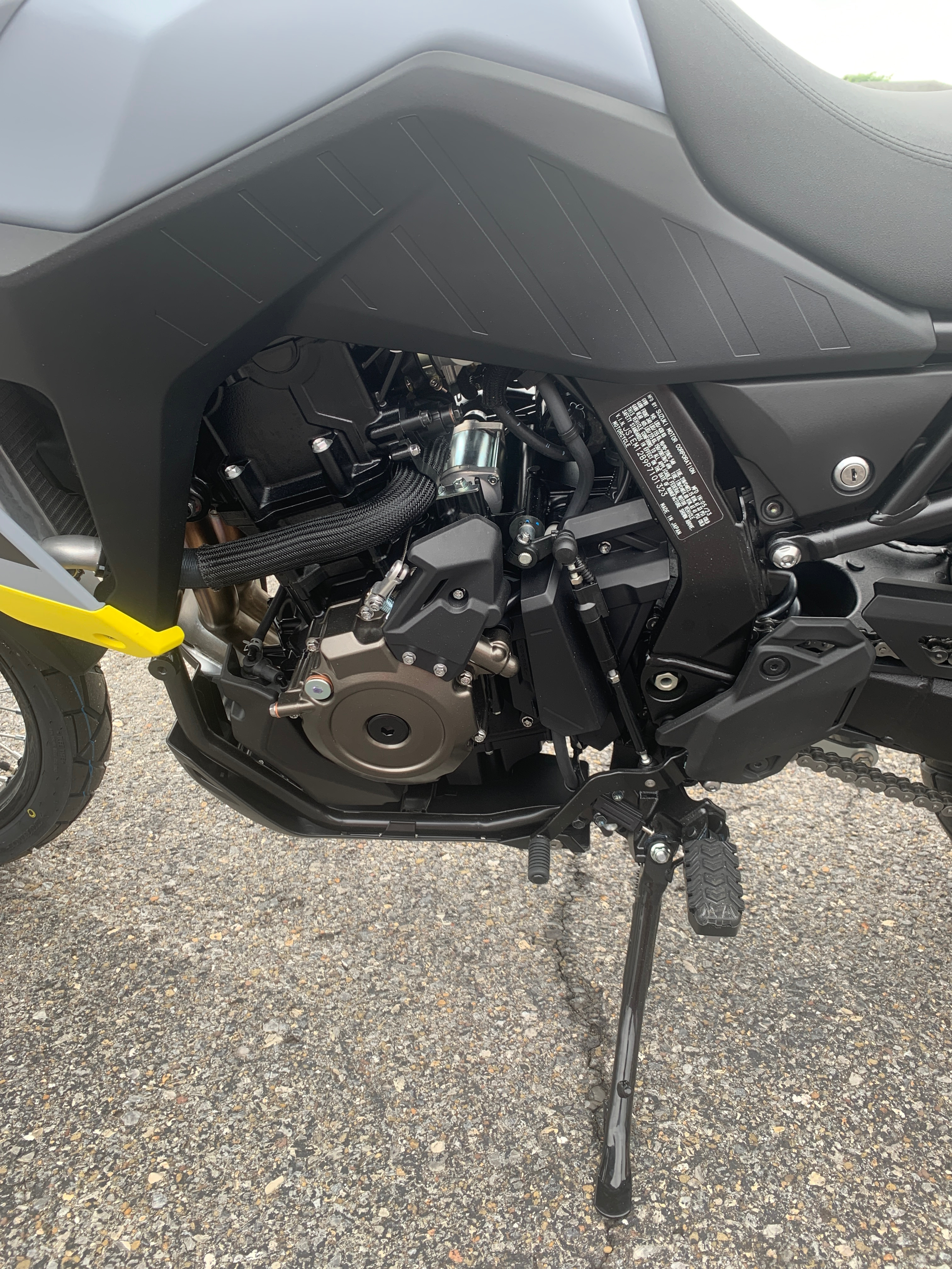 2023 Suzuki V-Strom 800DE - Photo 9